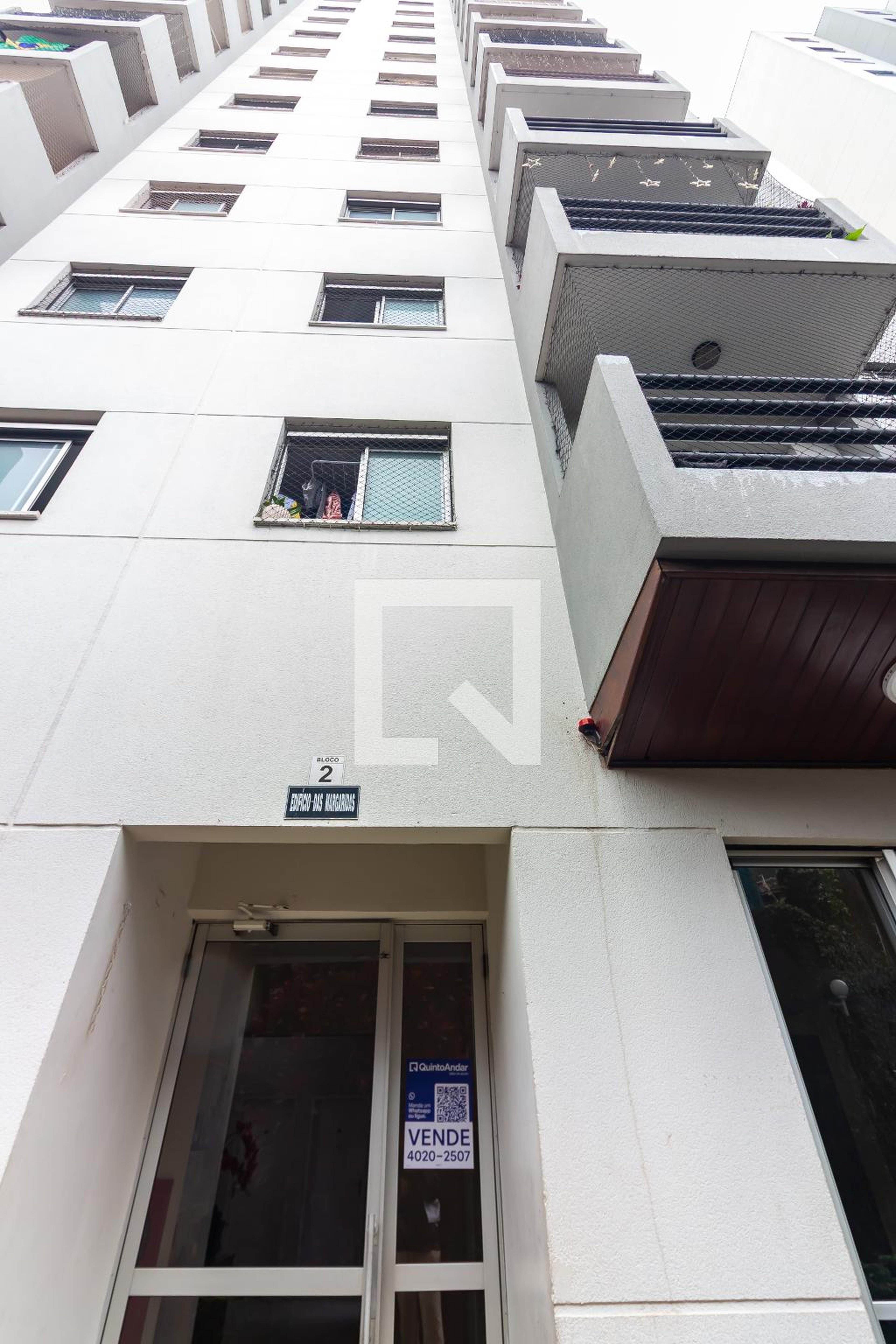 Fachada Condomínio em Rua Santa Marcela, 98
