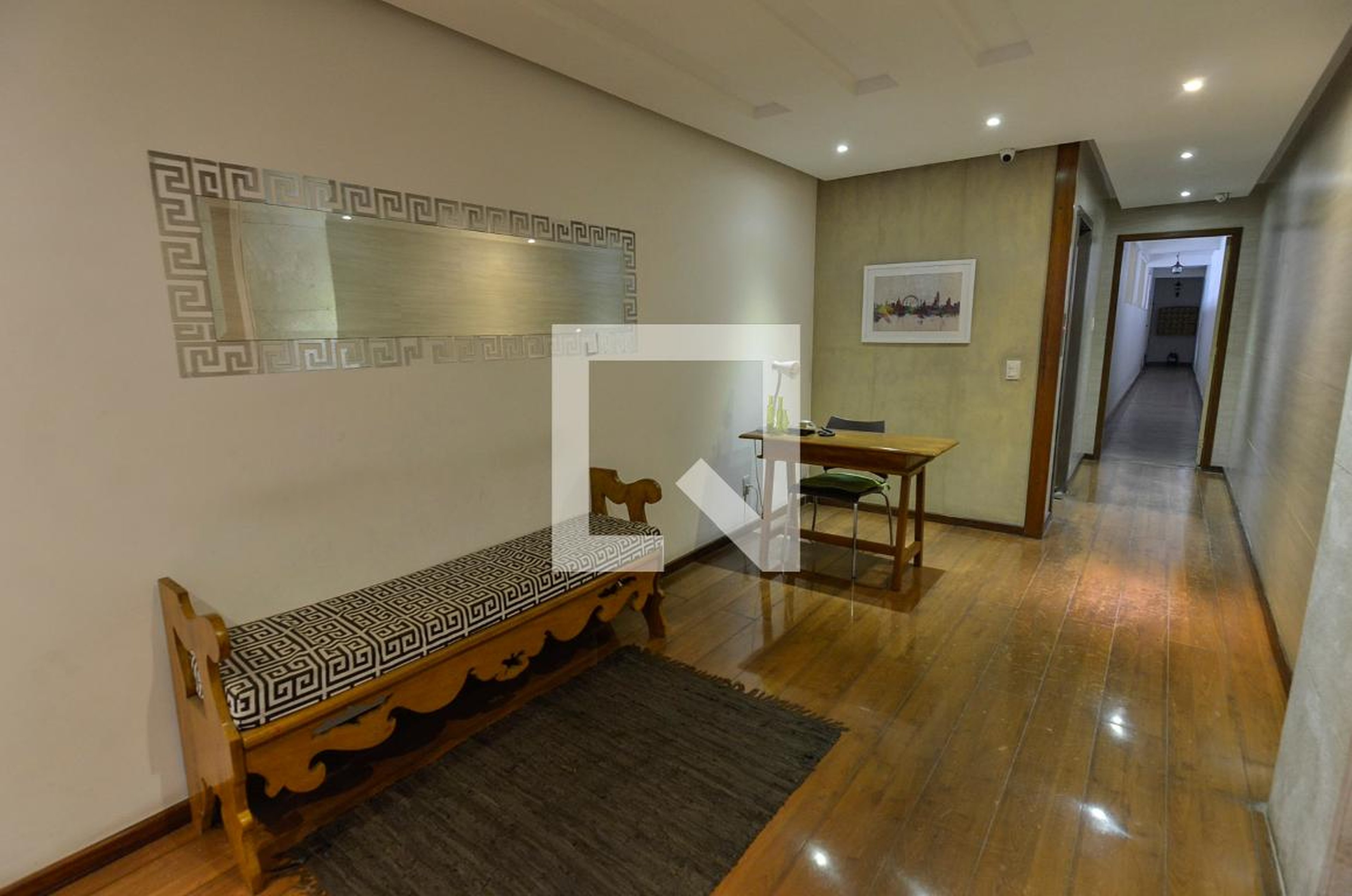 Hall - Rosane II