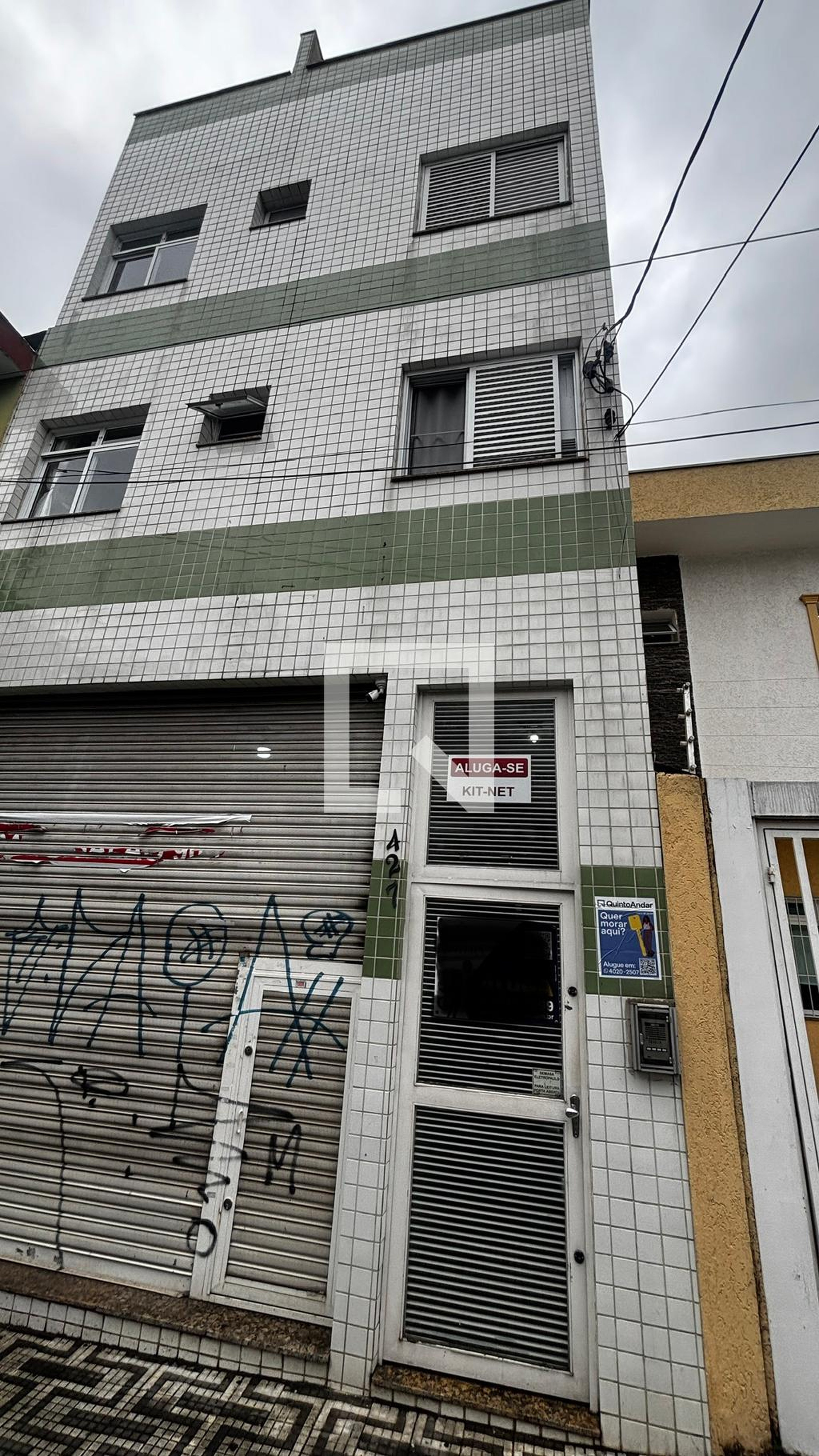 Fachada Condomínio em Rua Coronel Francisco Amaro, 427