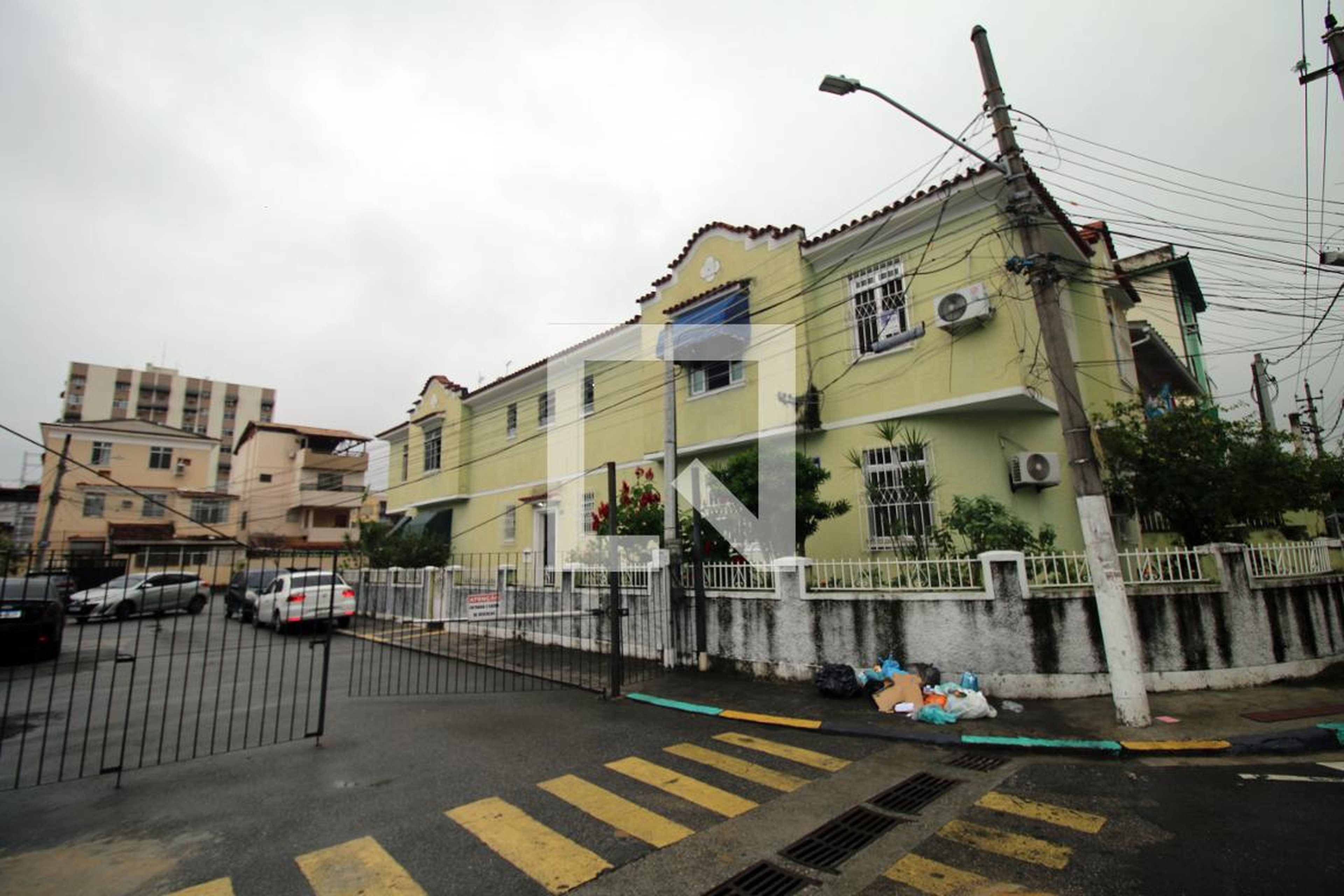 Fachada do Prédio Condomínio em Rua Jerônimo Ferreira, 10