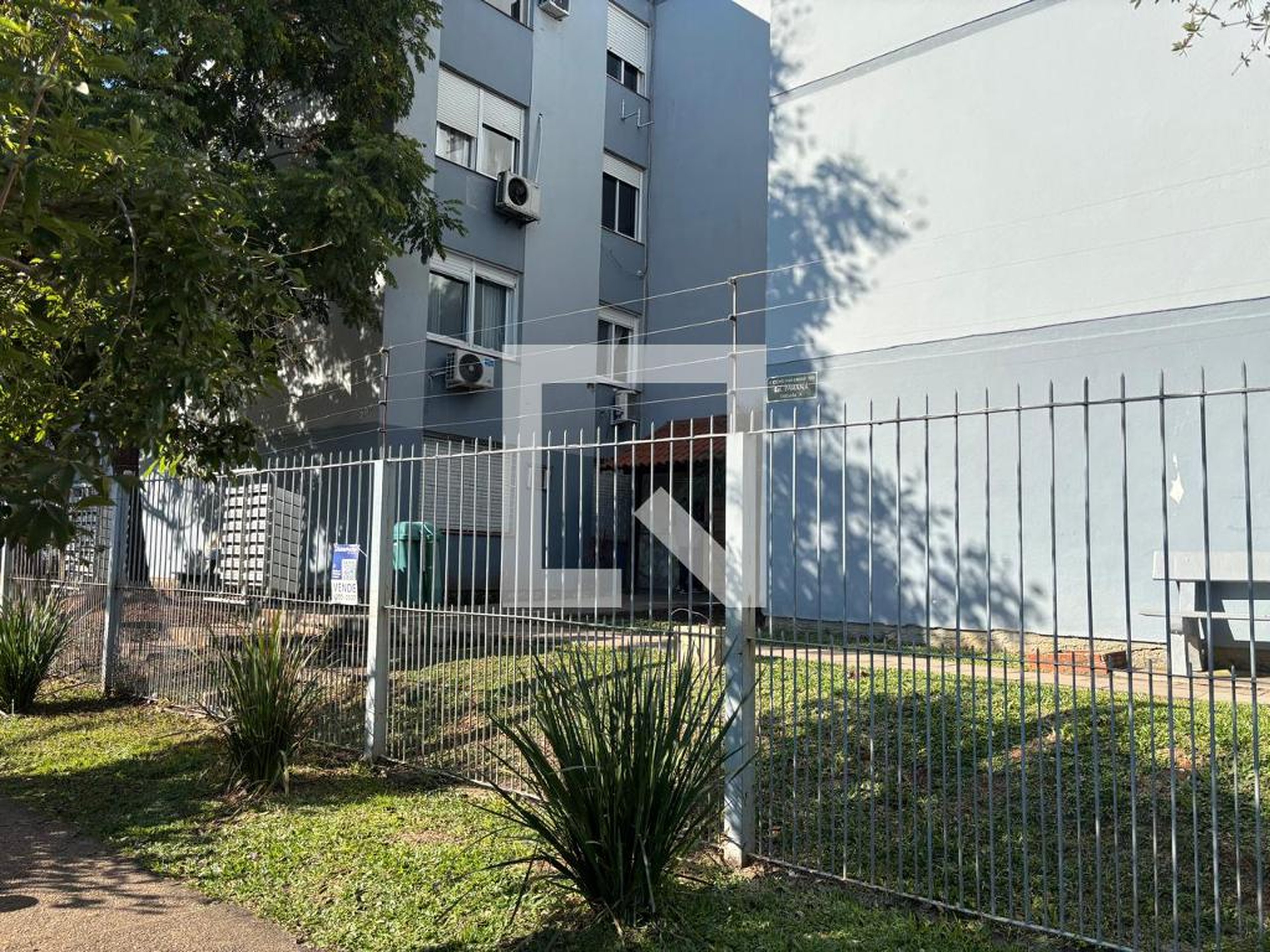 Fachada Condomínio em Avenida Clóvis Paim Grivot, 200