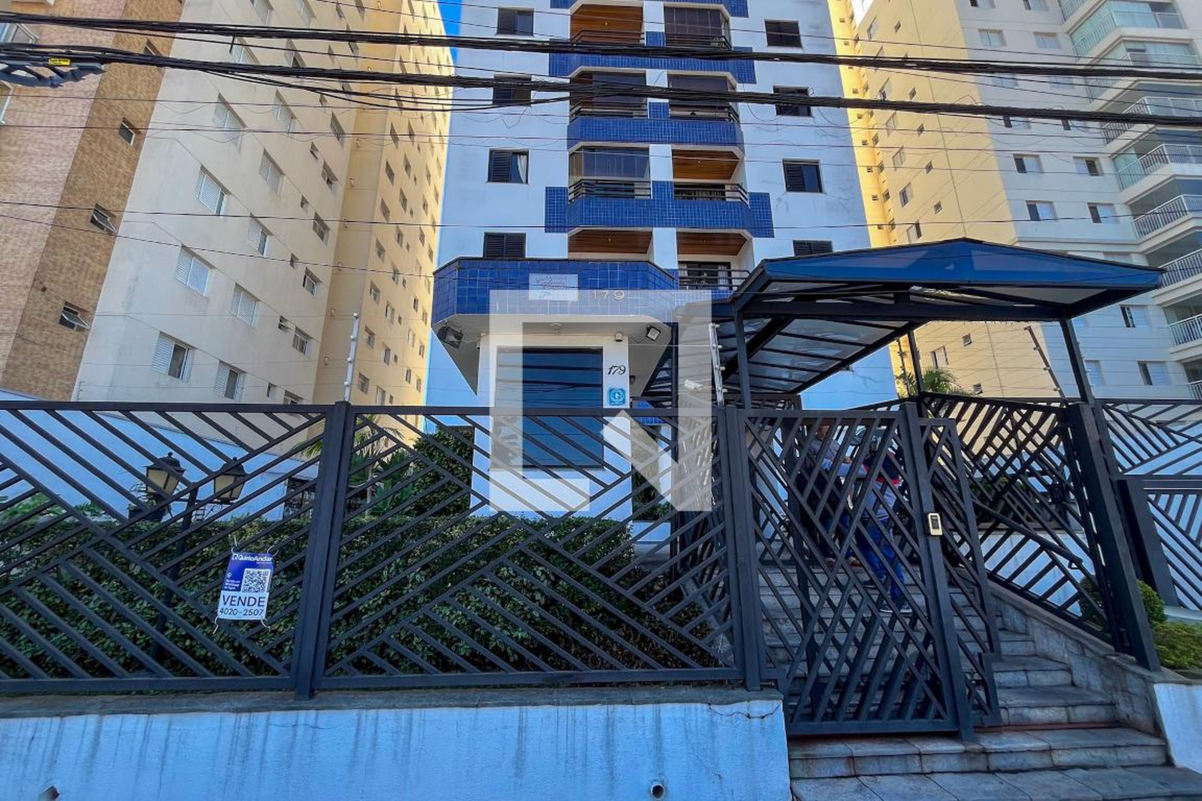 Fachada Condomínio Colinas de Cajuru