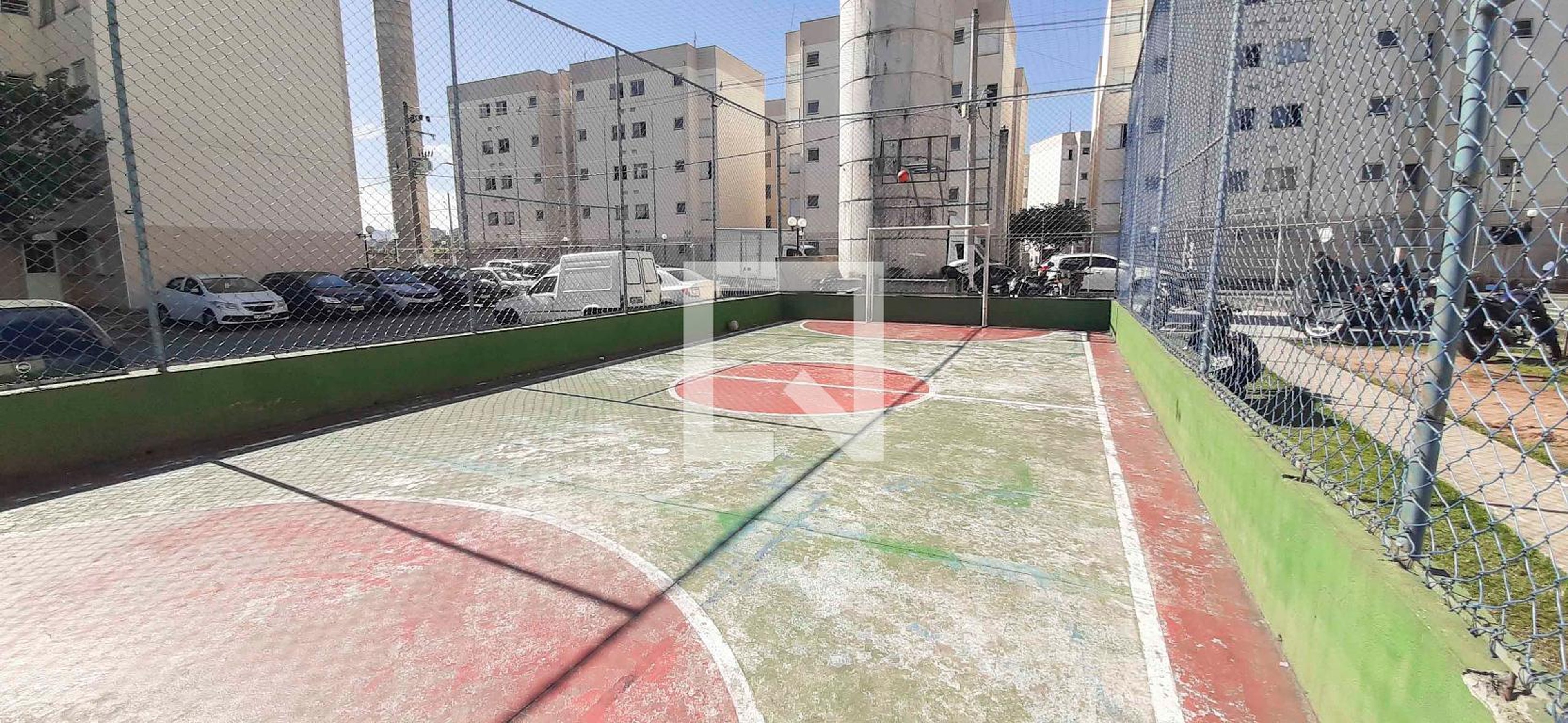 Quadra Esportiva Condomínio em Rua Flor do Campo, 50