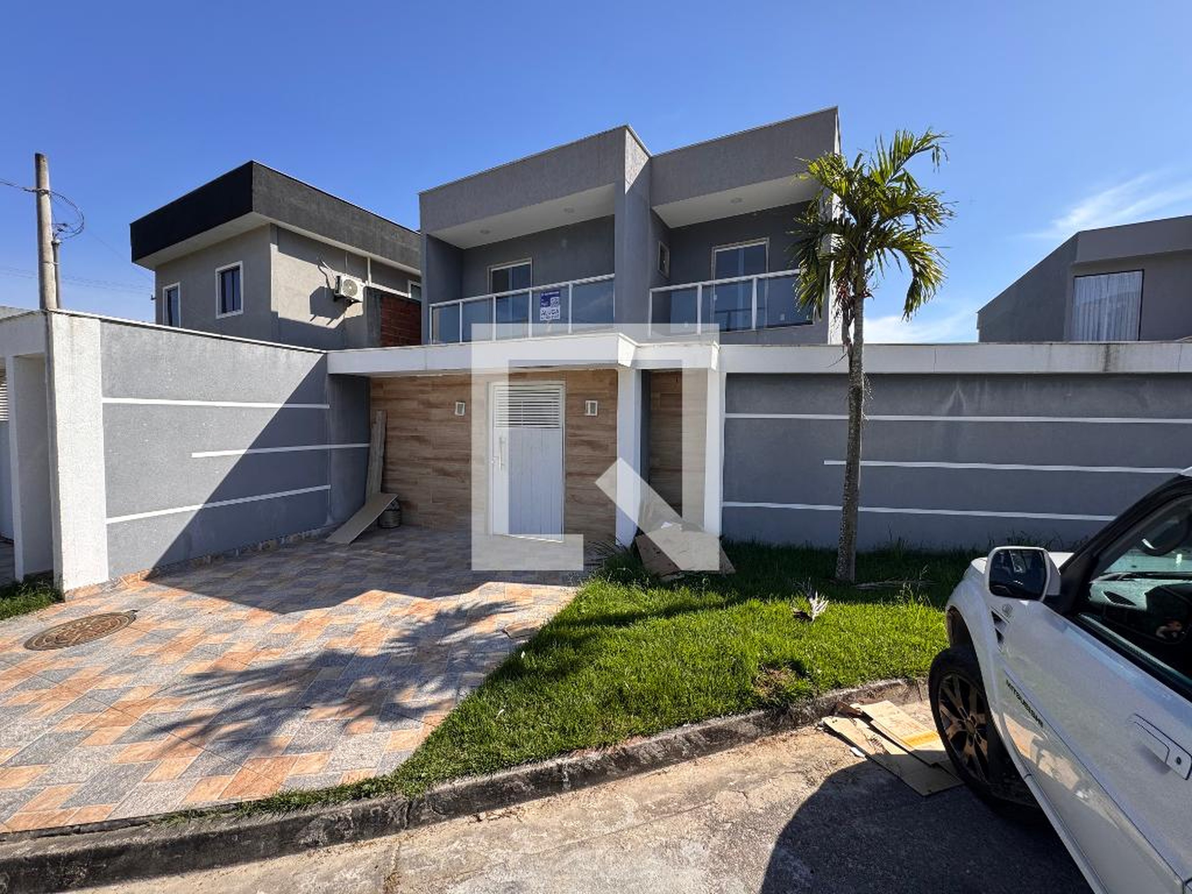 Fachada Condomínio em Estrada Professor Brant Hora, 100