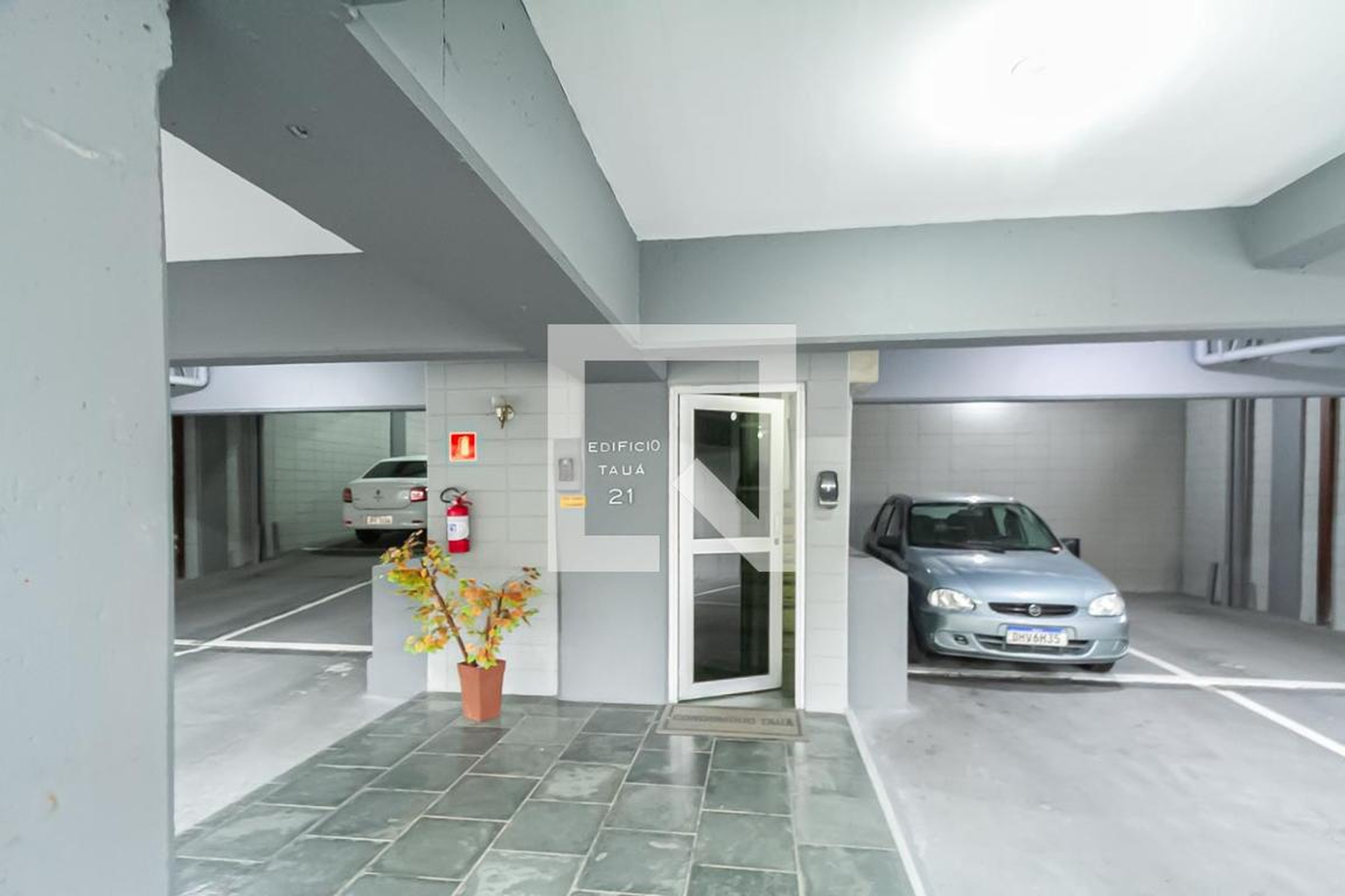 Entrada - Edifício Tauá