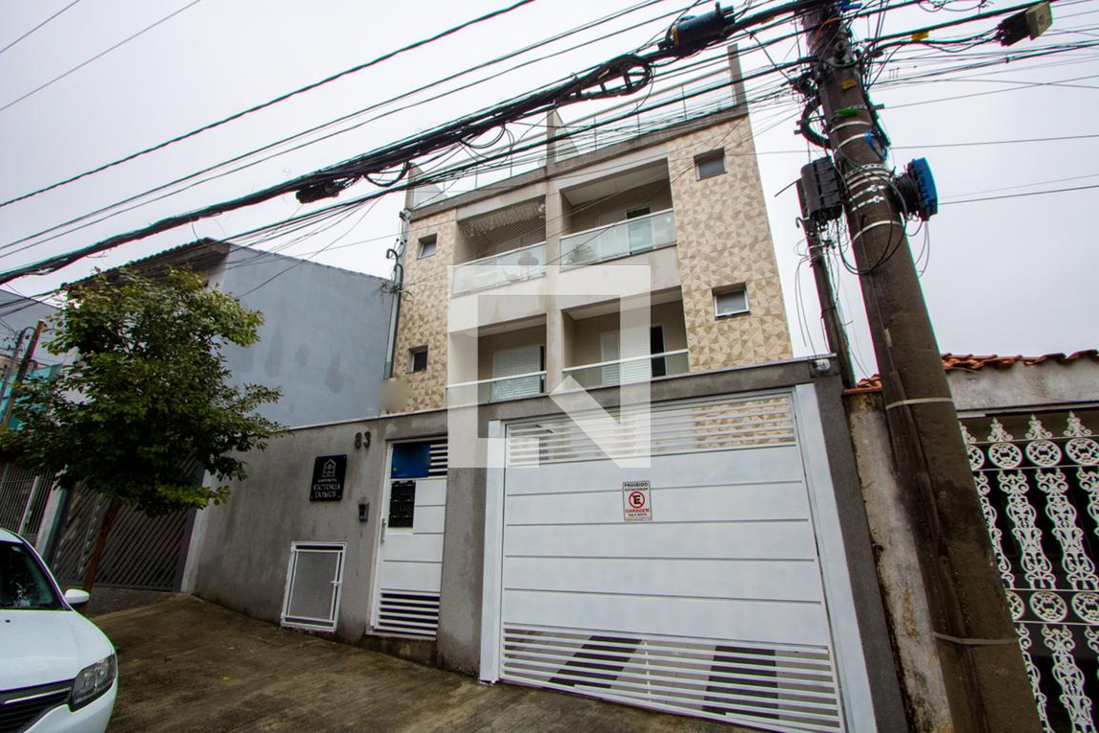 Fachada Condomínio em Rua Tuiuti, 83