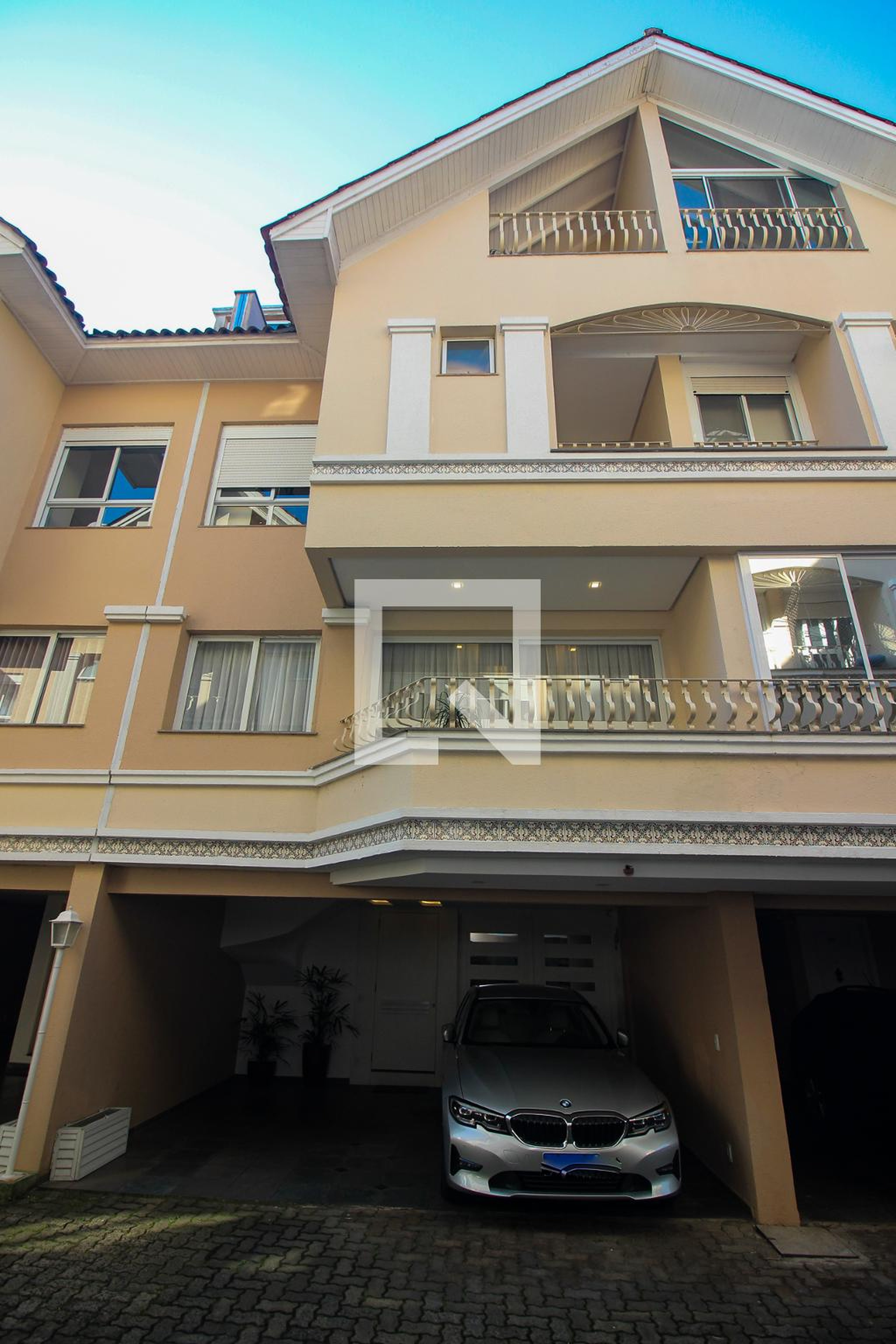 Fachada Condomínio Imperial Quinta da Boa Vista