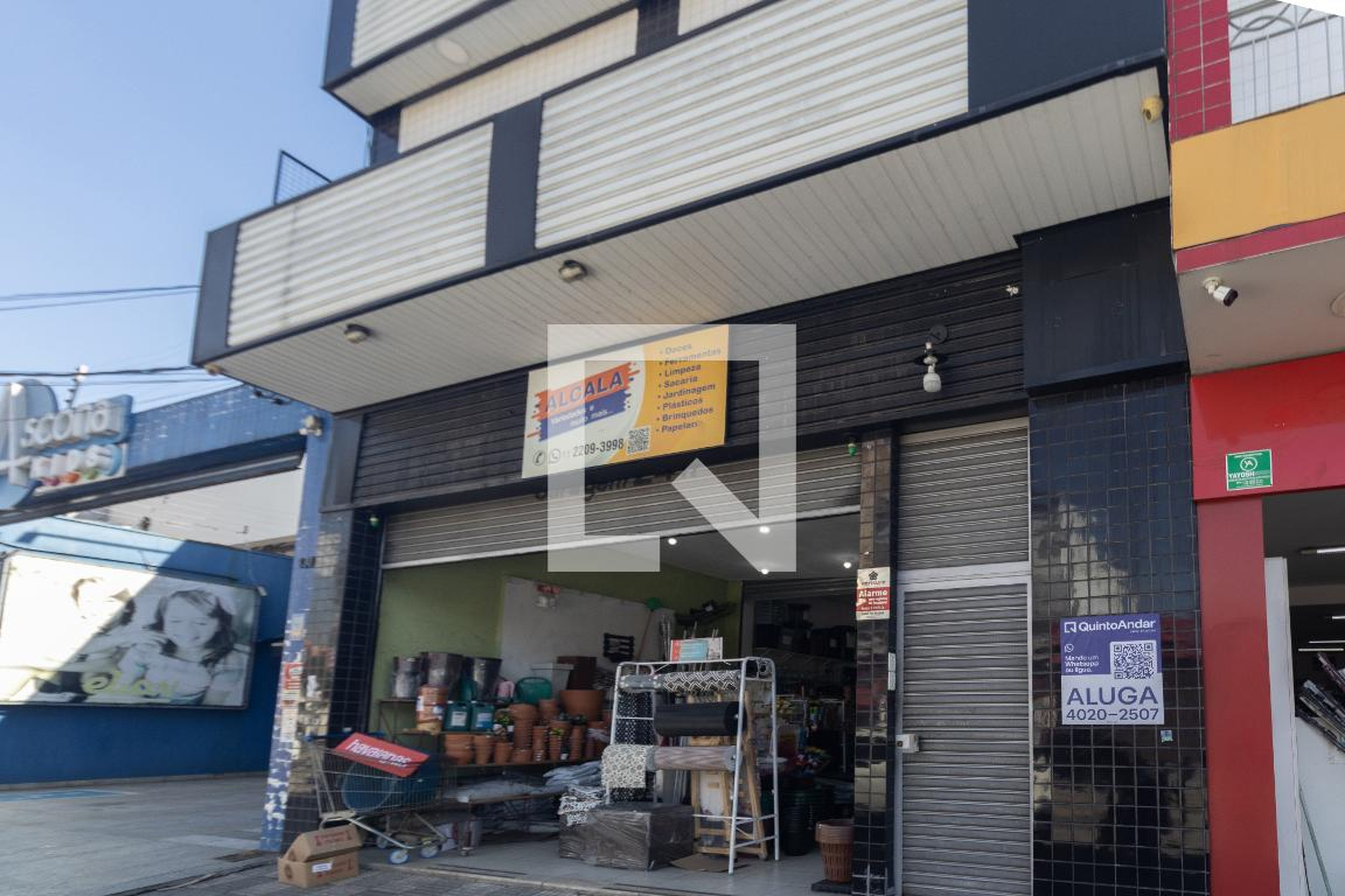 Fachada Condomínio em Avenida Professor Castro Júnior, 124