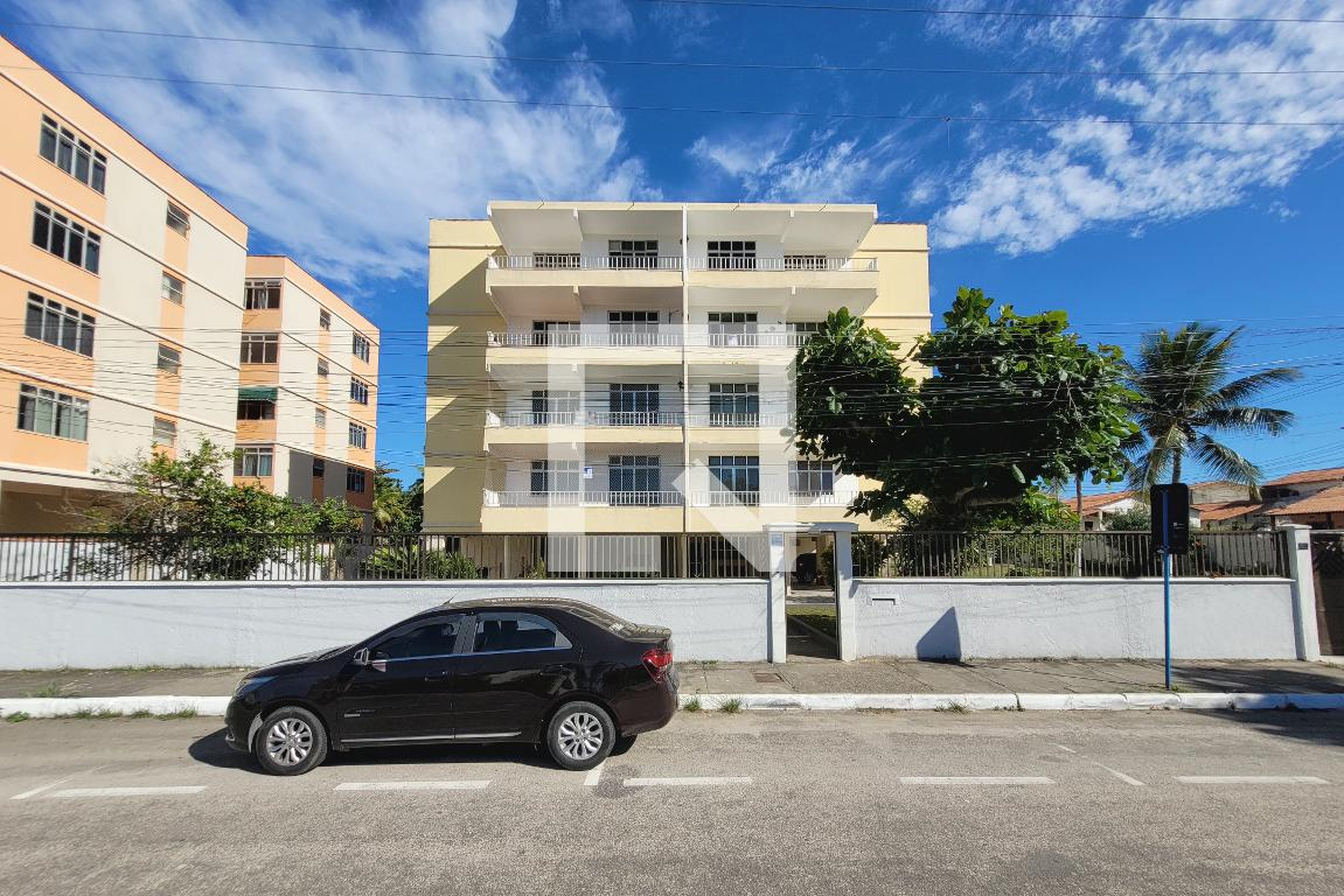 Fachada Condomínio em Rua Vereador Aloisio Rangel de Freitas, 3