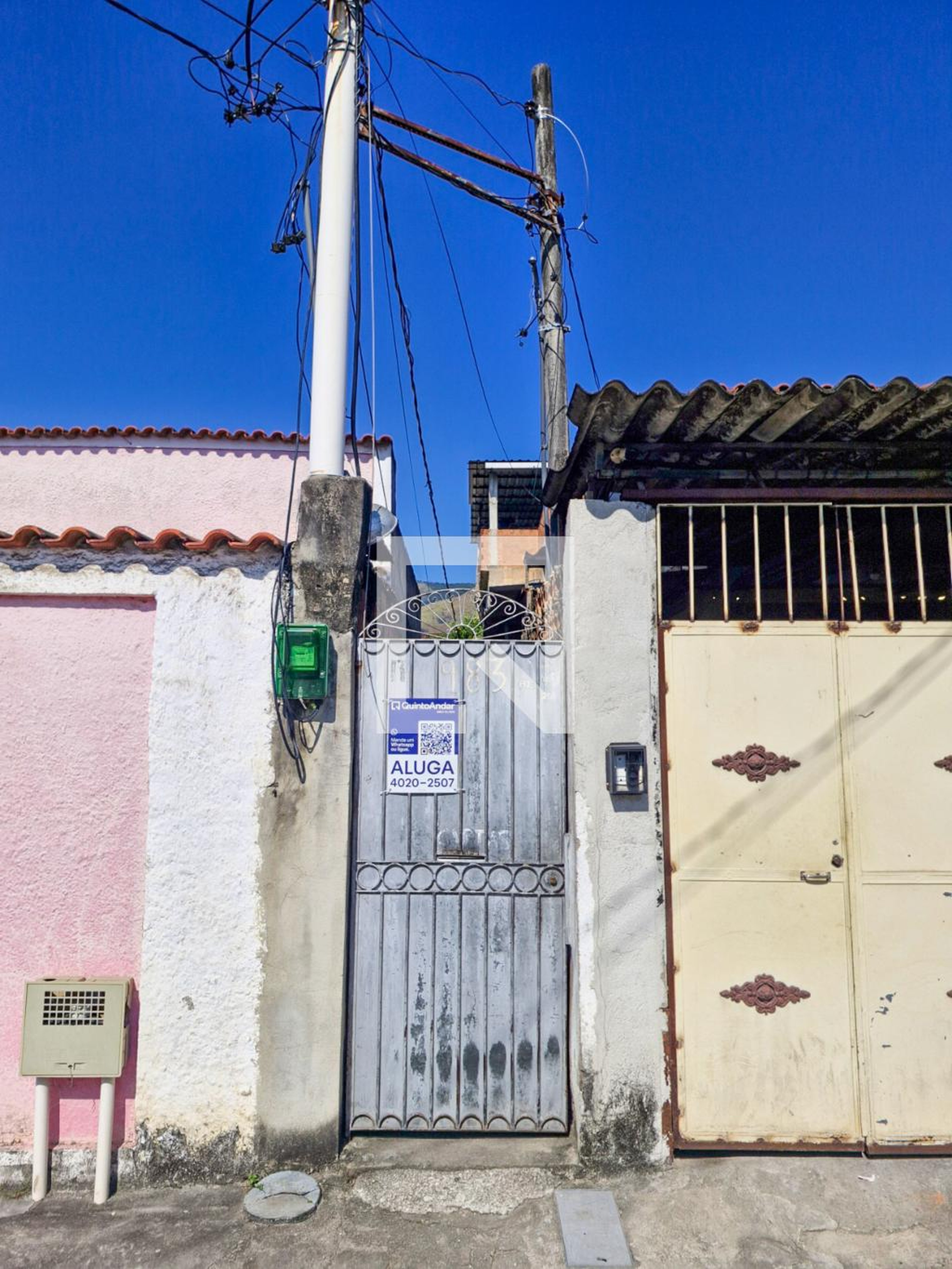 Fachada Condomínio em Rua Professor Clemente Ferreira, 983