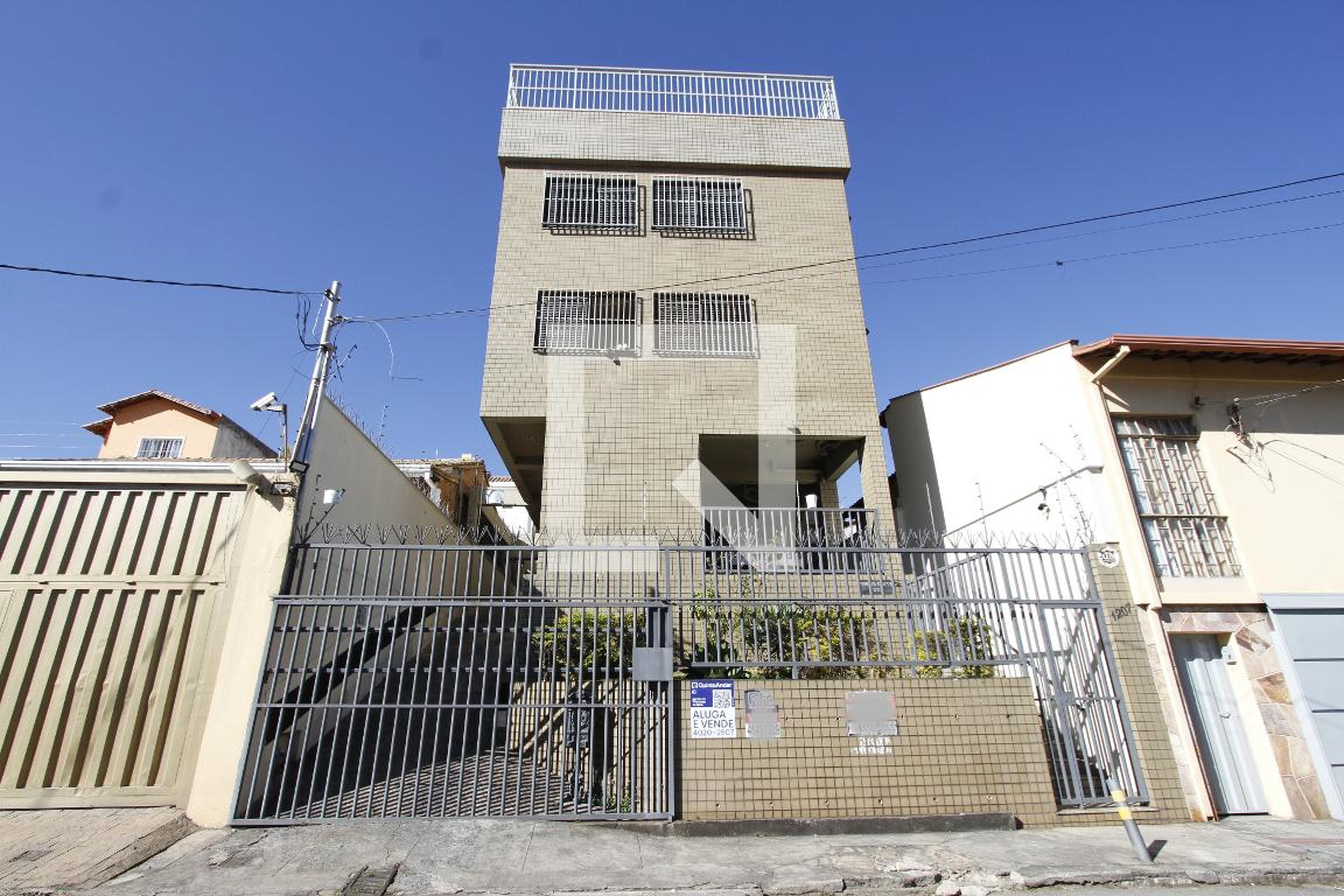 Fachada Condomínio em Rua Cambuquira, 1207