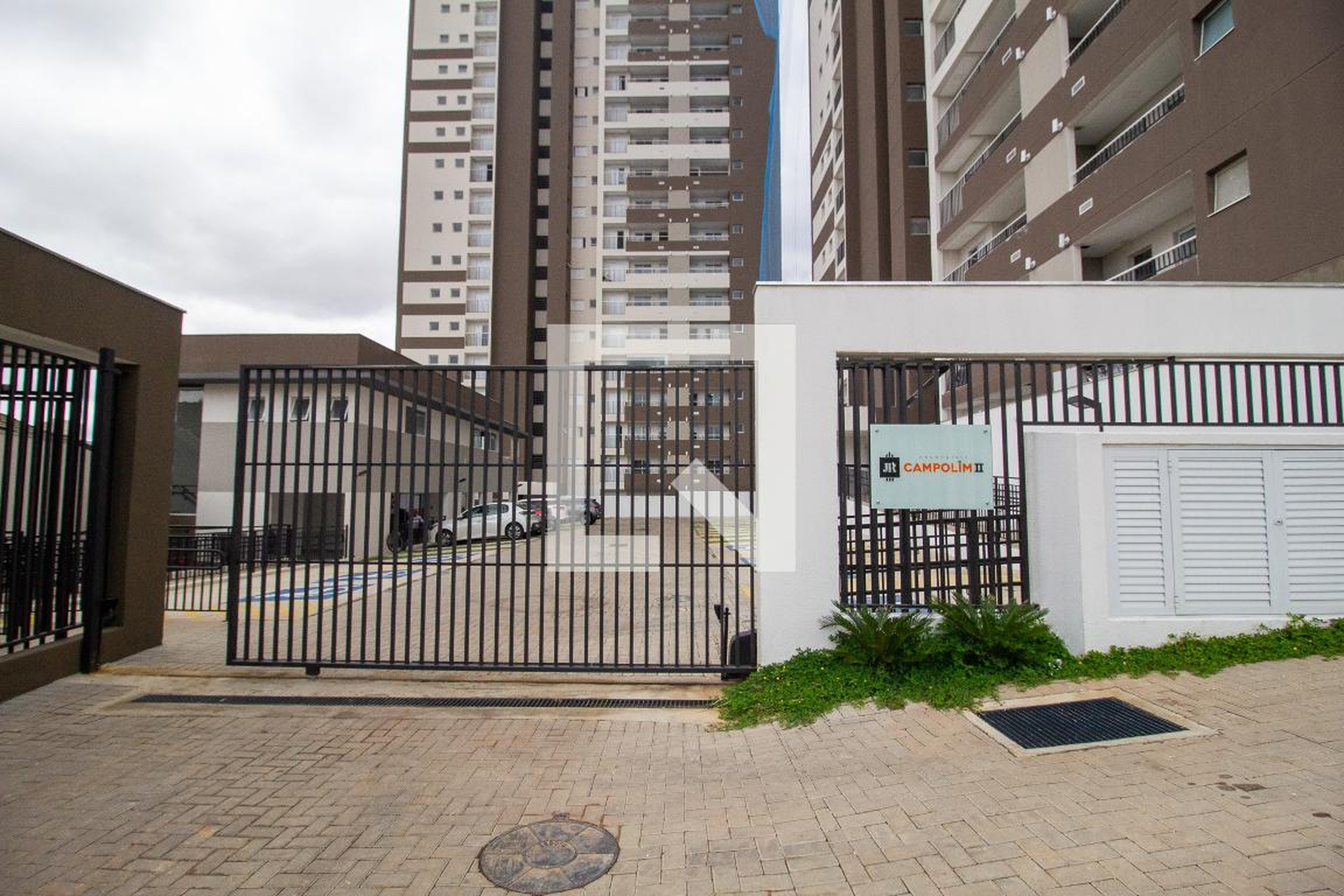 Fachada Condomínio JR Campolim II