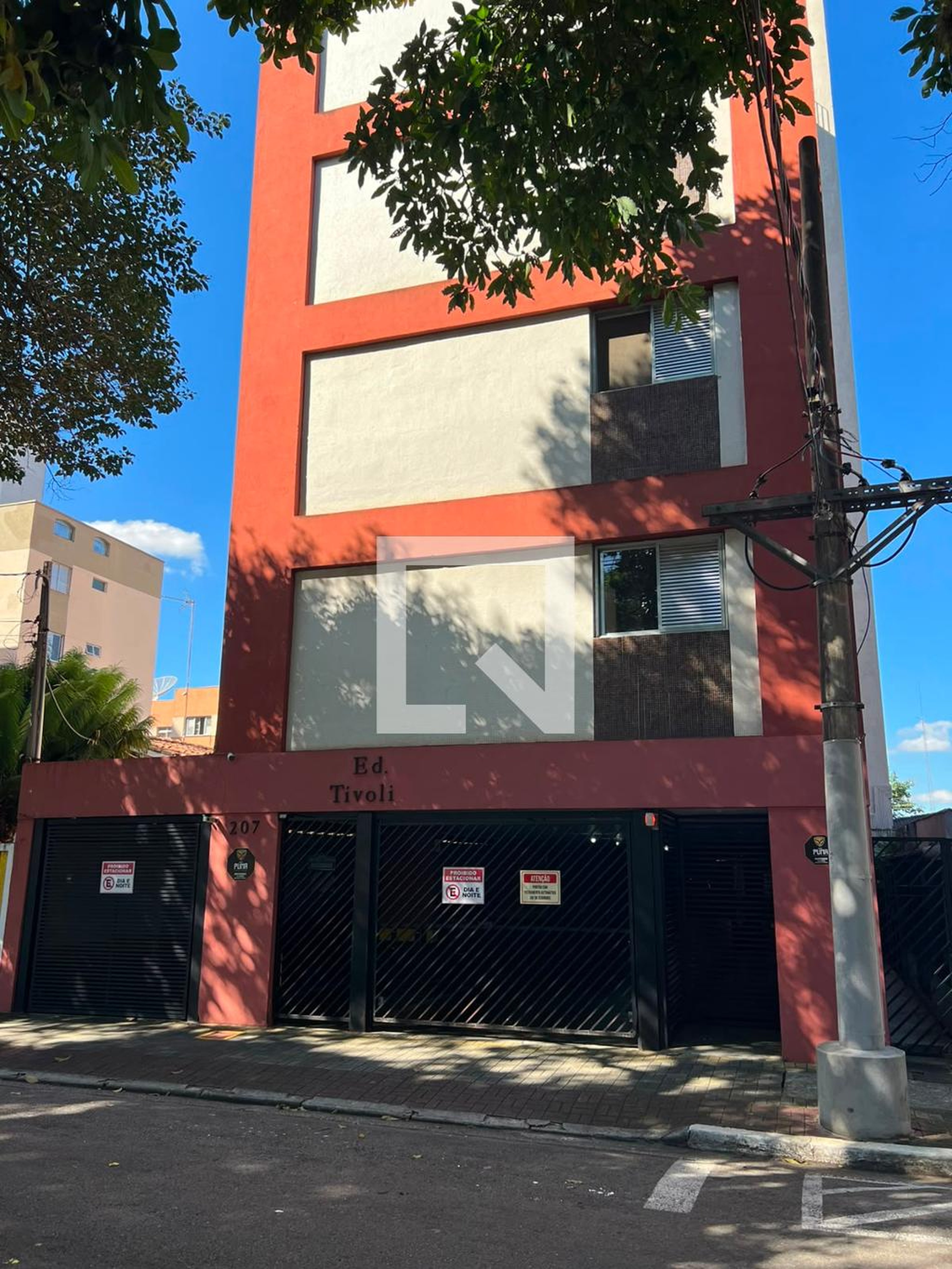 Fachada edificio tivoli