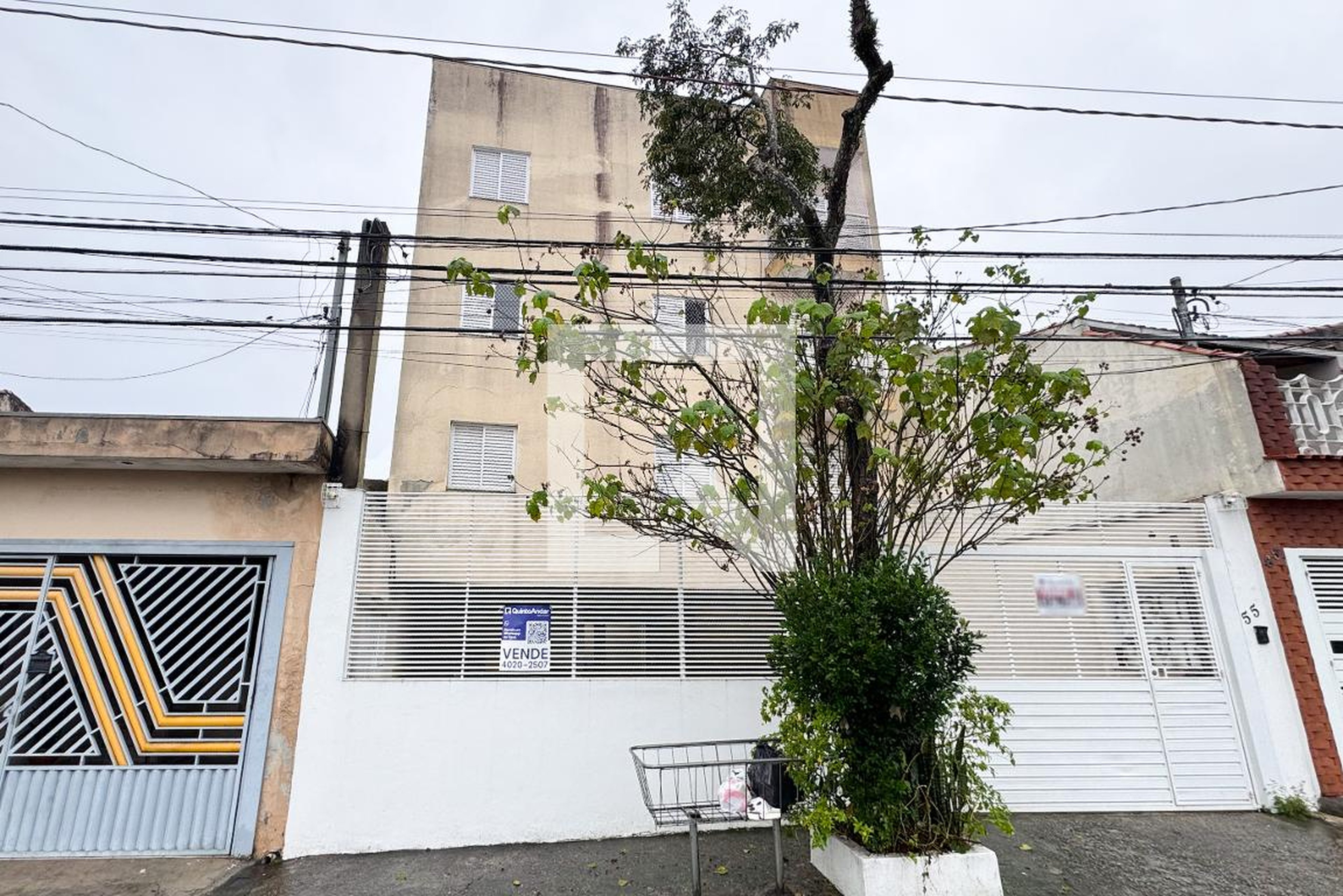 Fachada Condomínio em Rua Bolívia, 55