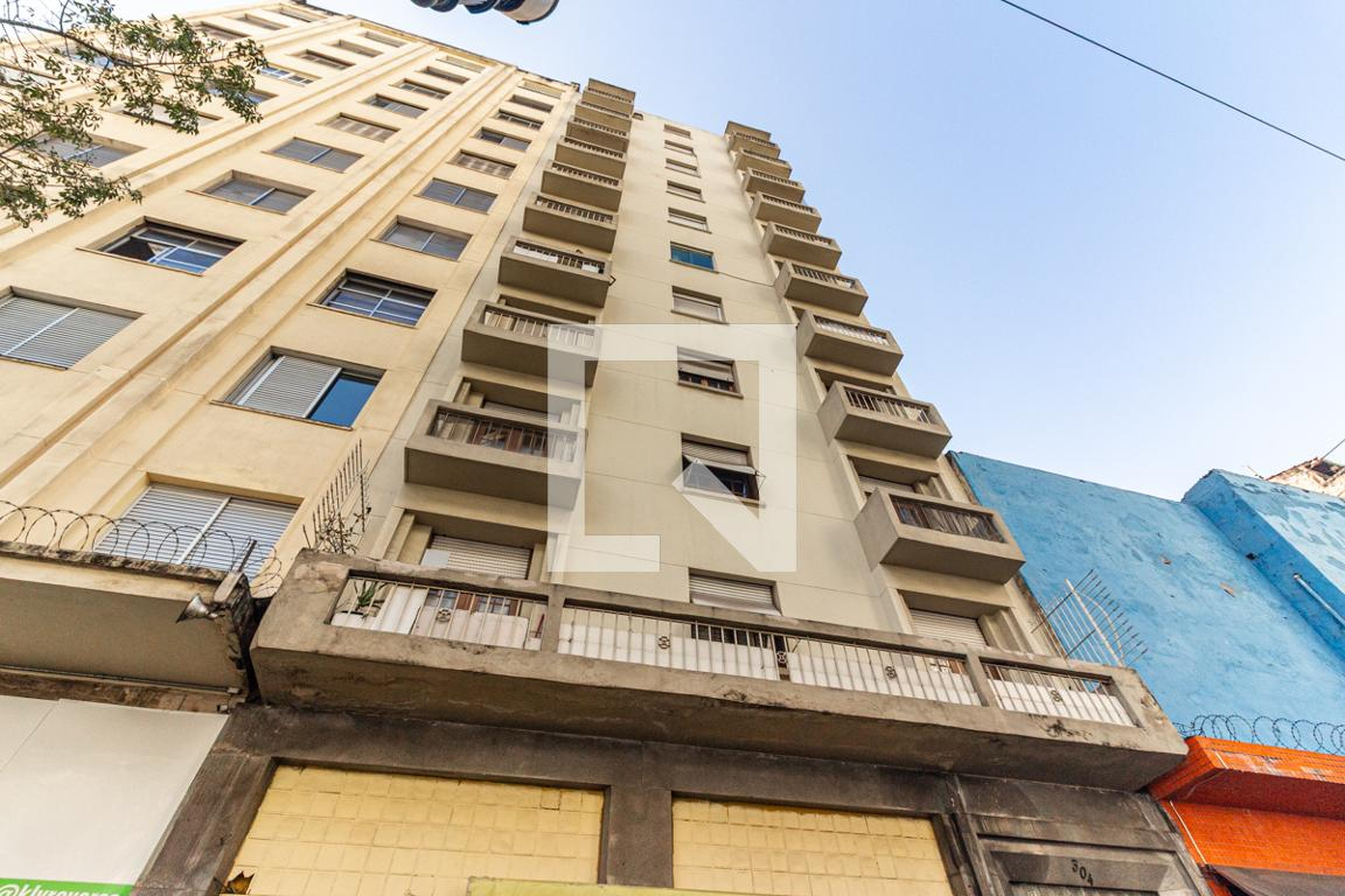 Fachada Condomínio em Avenida Rio Branco, 304