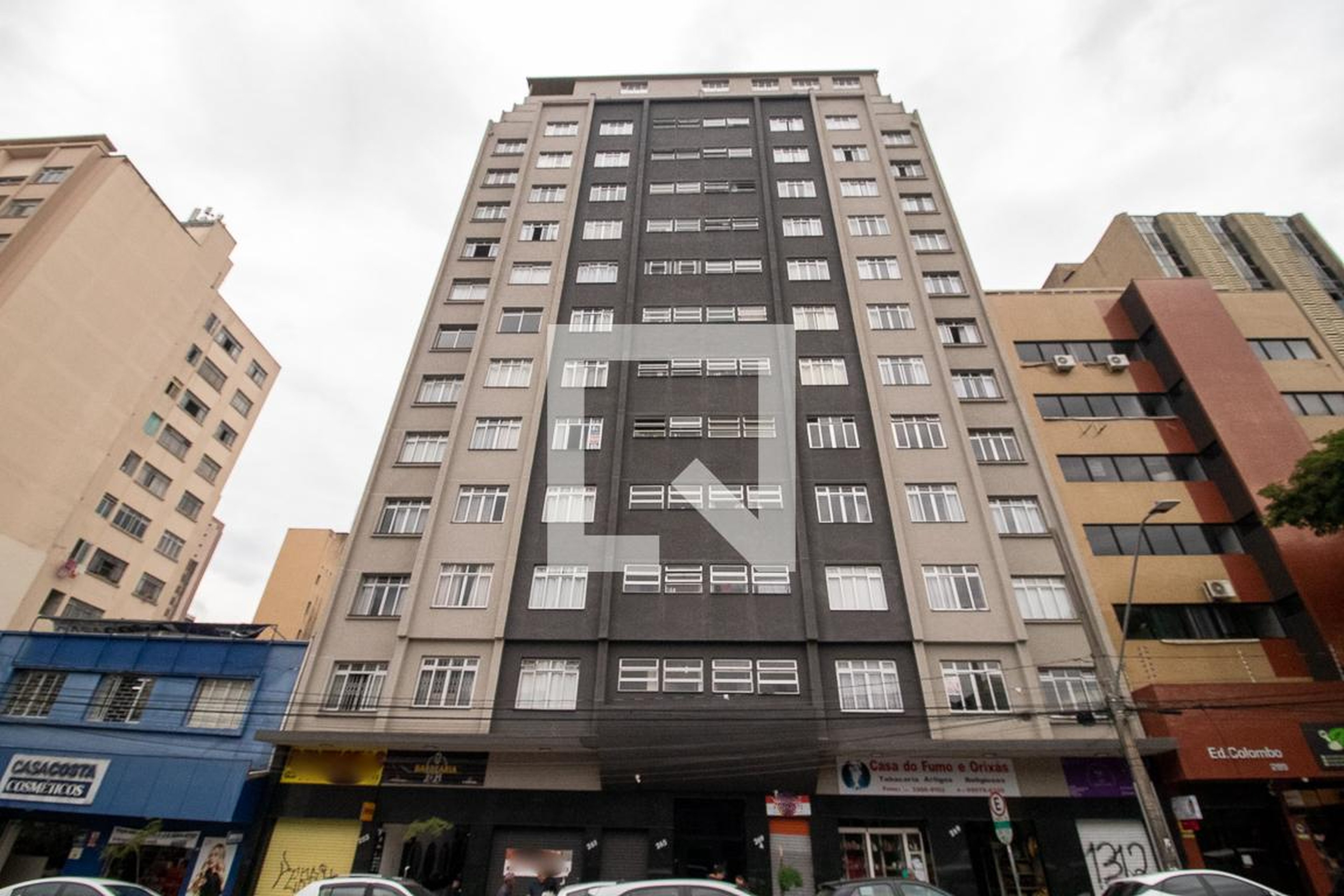 Fachada do Prédio Condomínio em Rua Desembargador Westphalen, 265