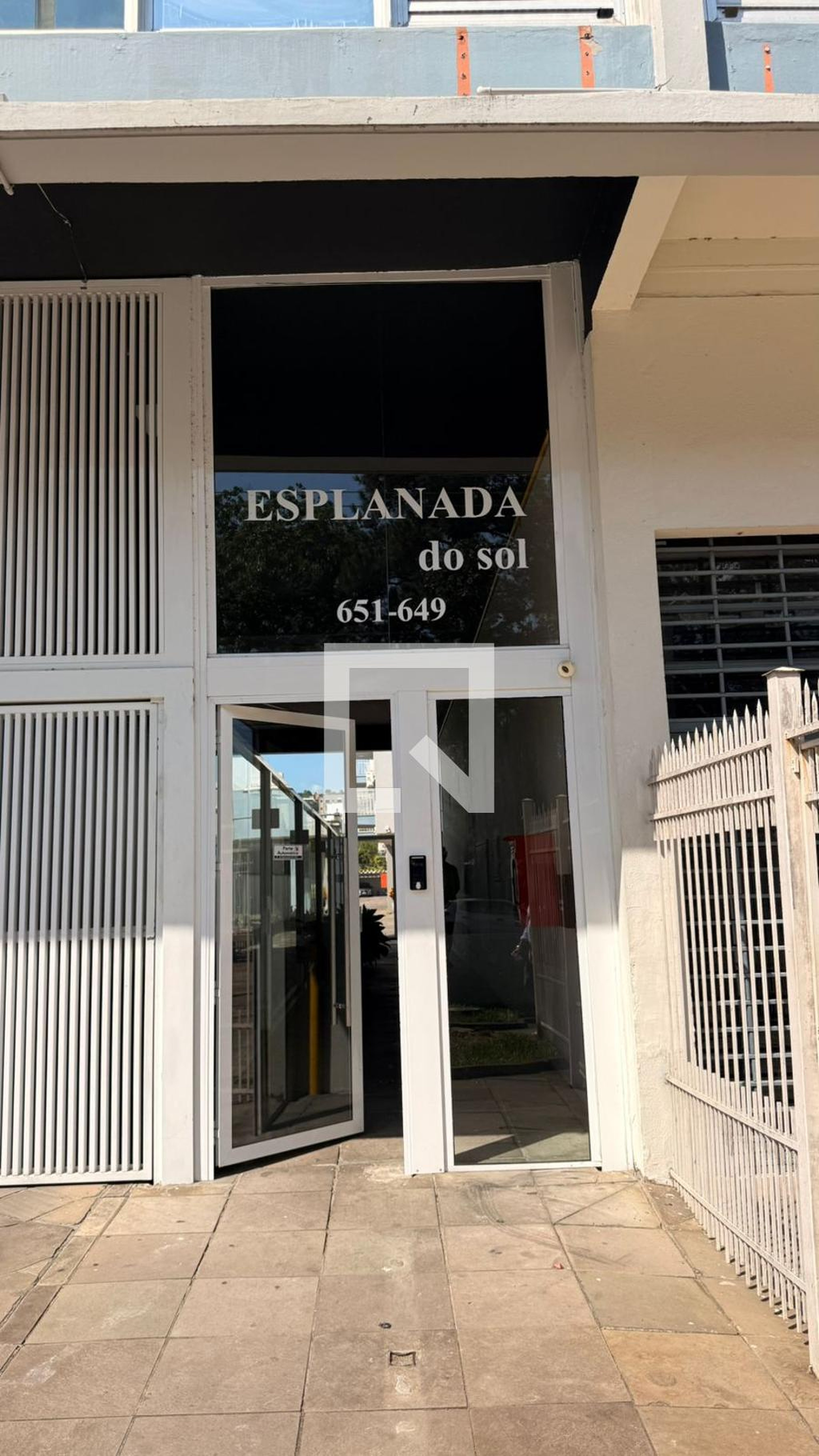 Fachada Condomínio em Avenida Otto Niemeyer, 465