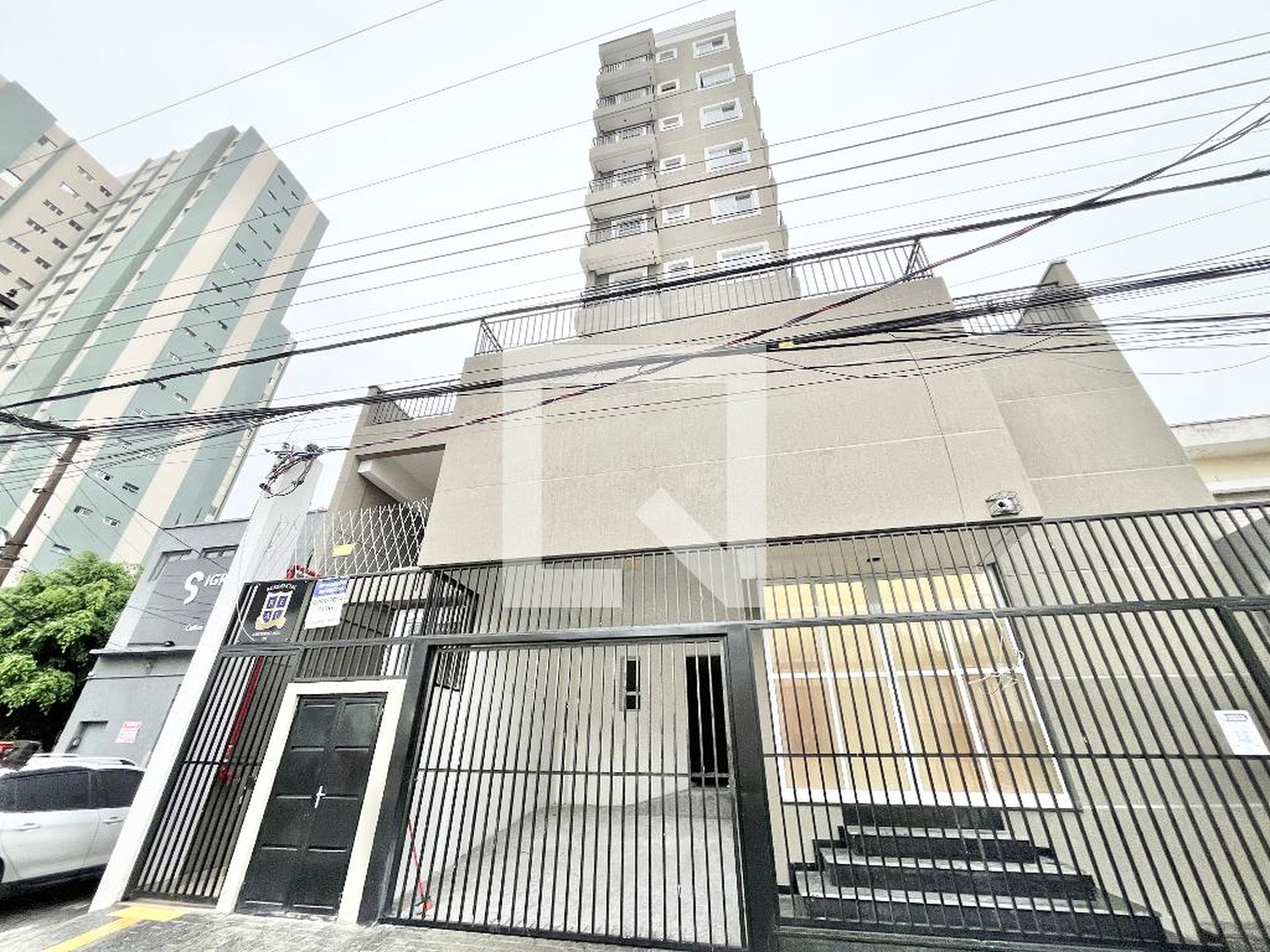 Fachada Condomínio em Rua Doutor Gabriel Piza, 592