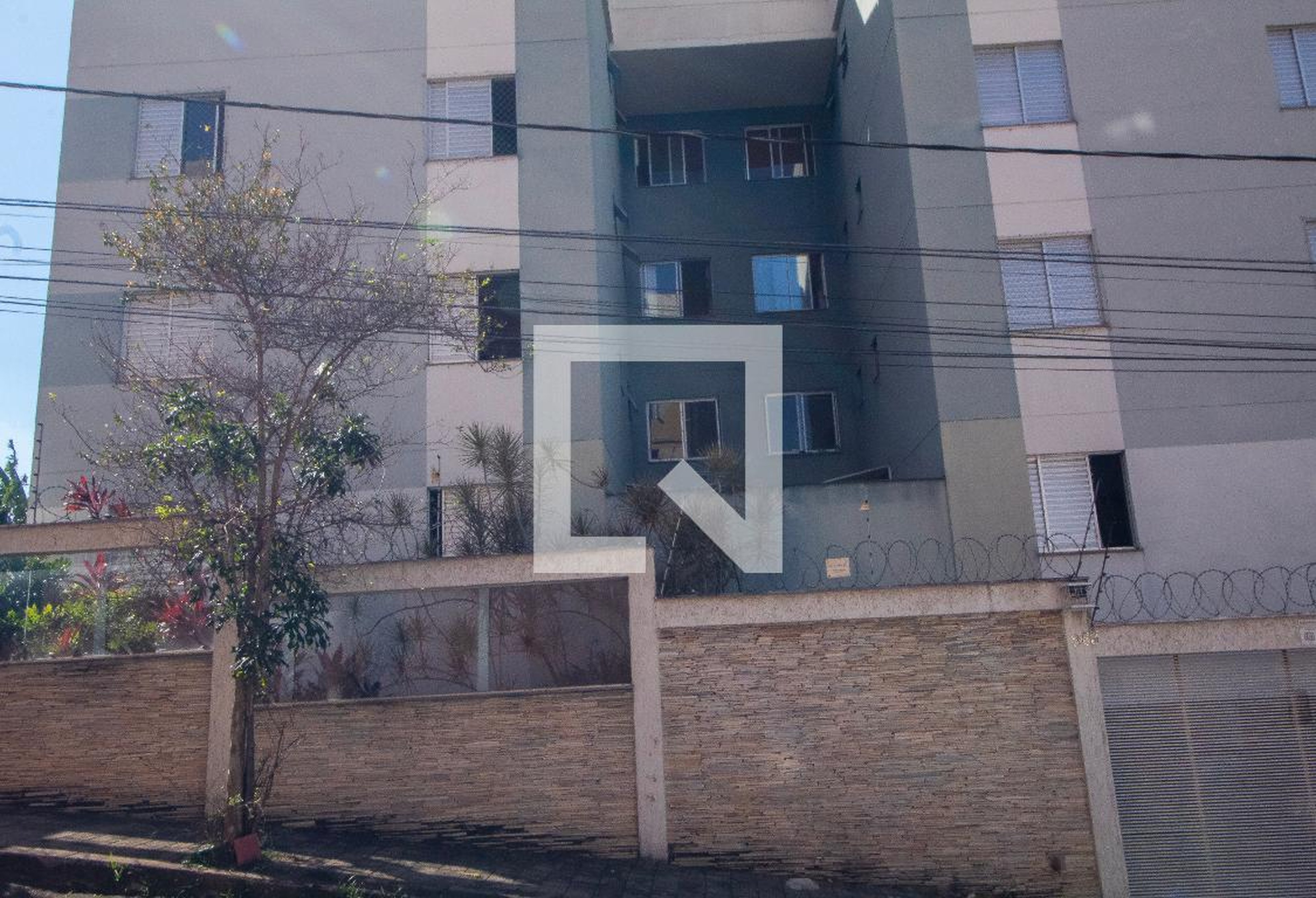 Fachada do Prédio Edifício Mirasierra