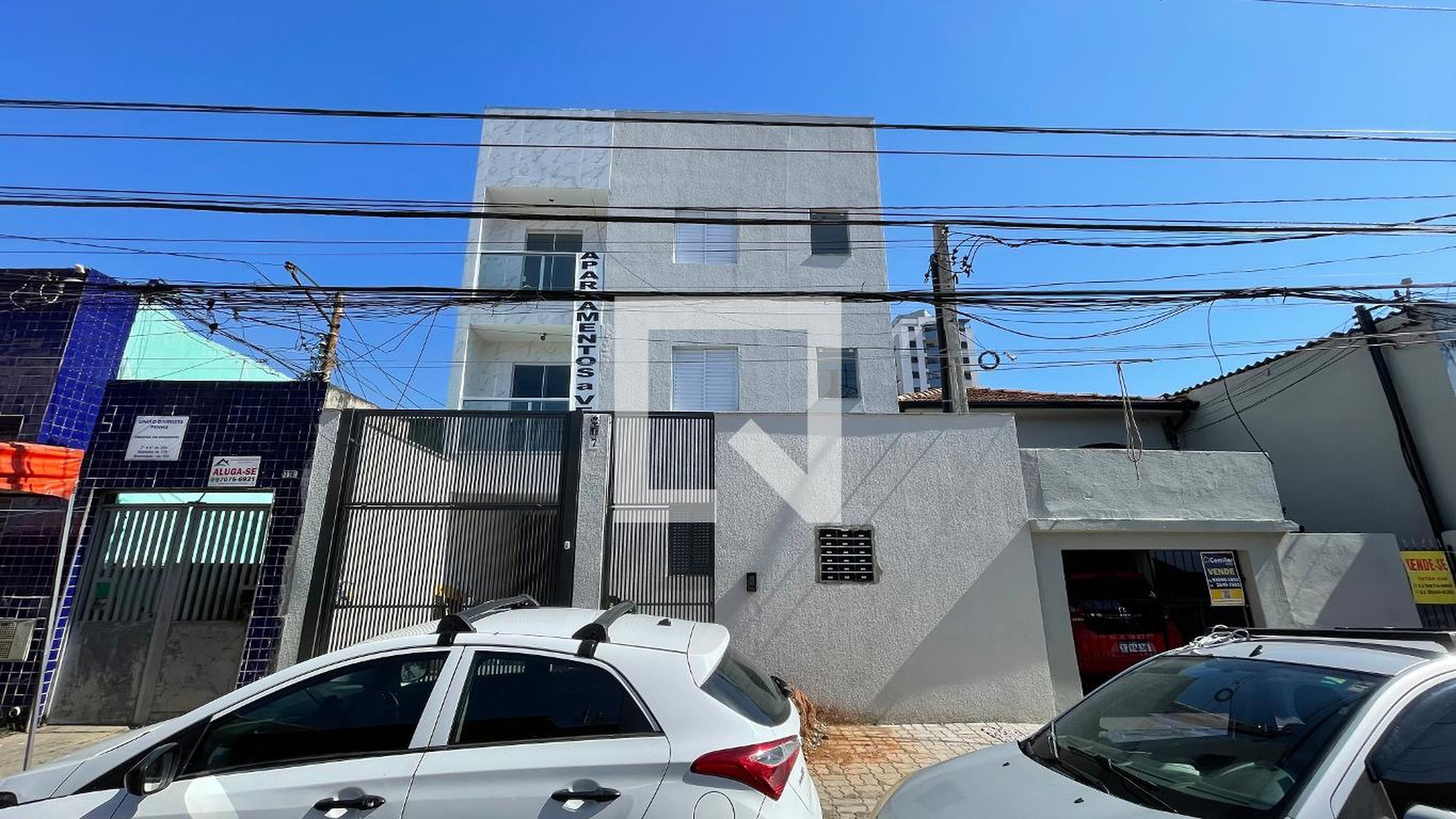 Fachada Condomínio em Rua Enéas de Barros, 207