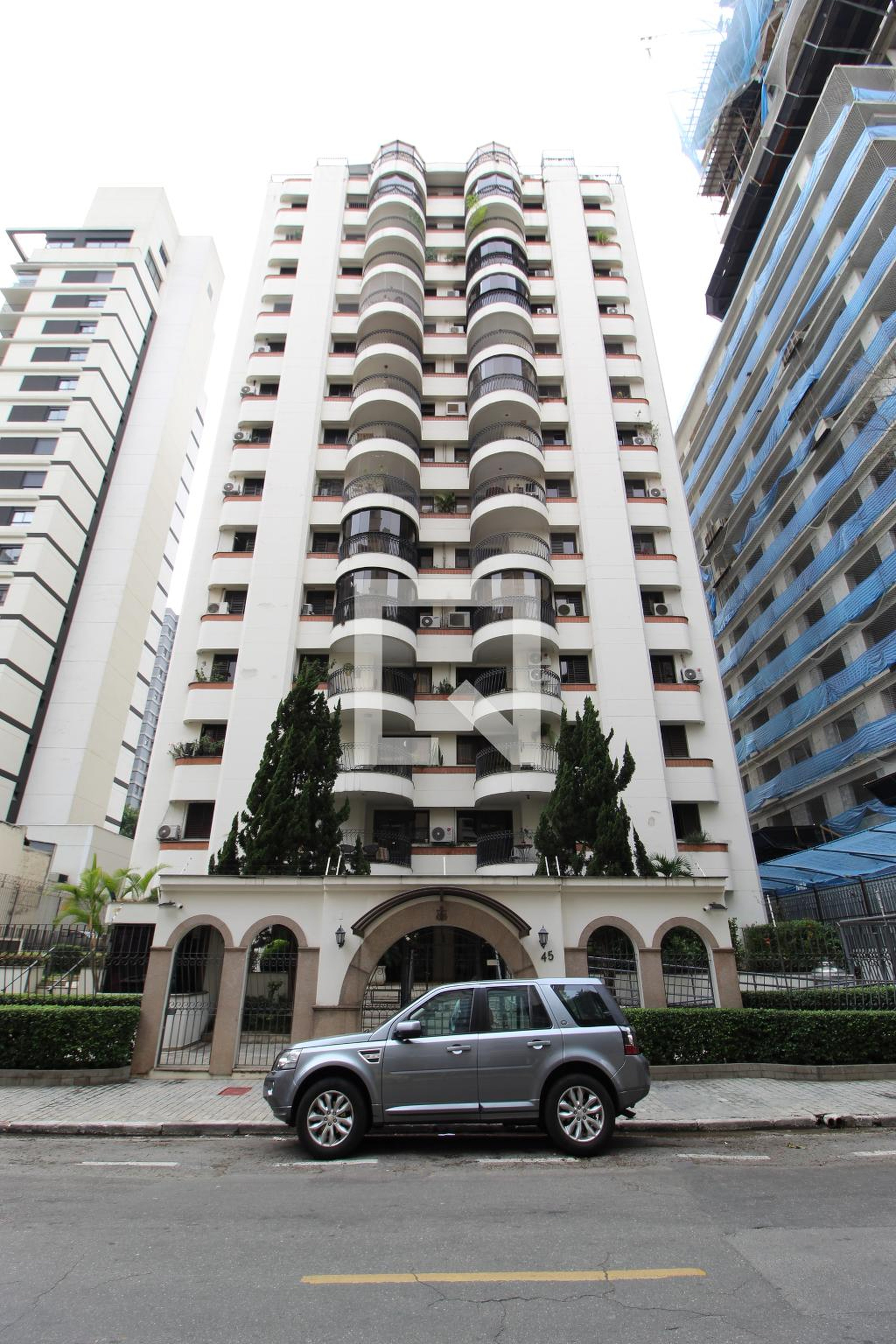 Fachada do Prédio Edifício Maison George V Residence