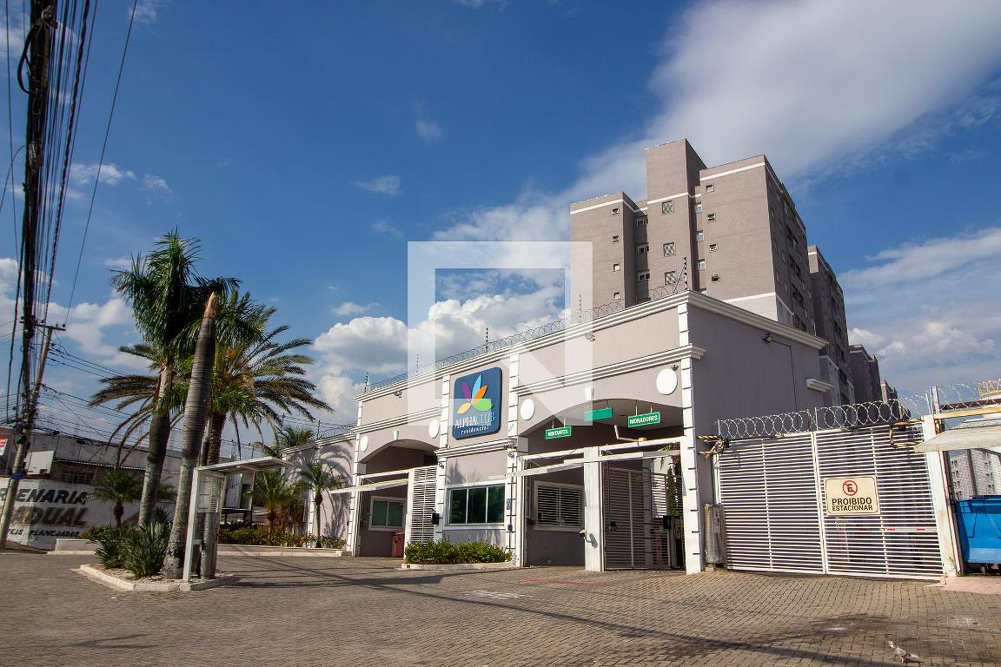 Fachada Condomínio em Avenida Gisele Constantino, 91