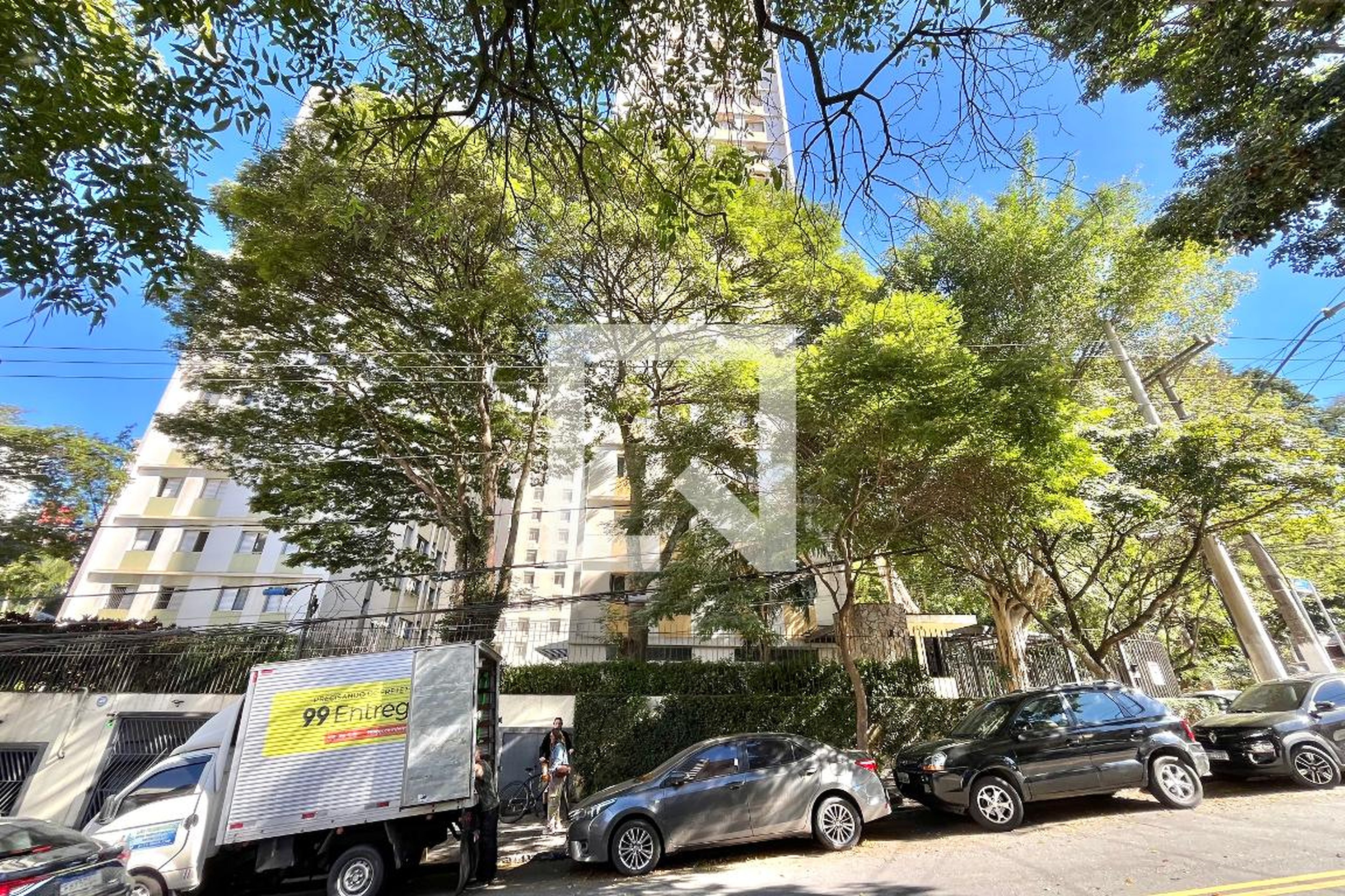 Fachada Edifício Orquídea e Papoula