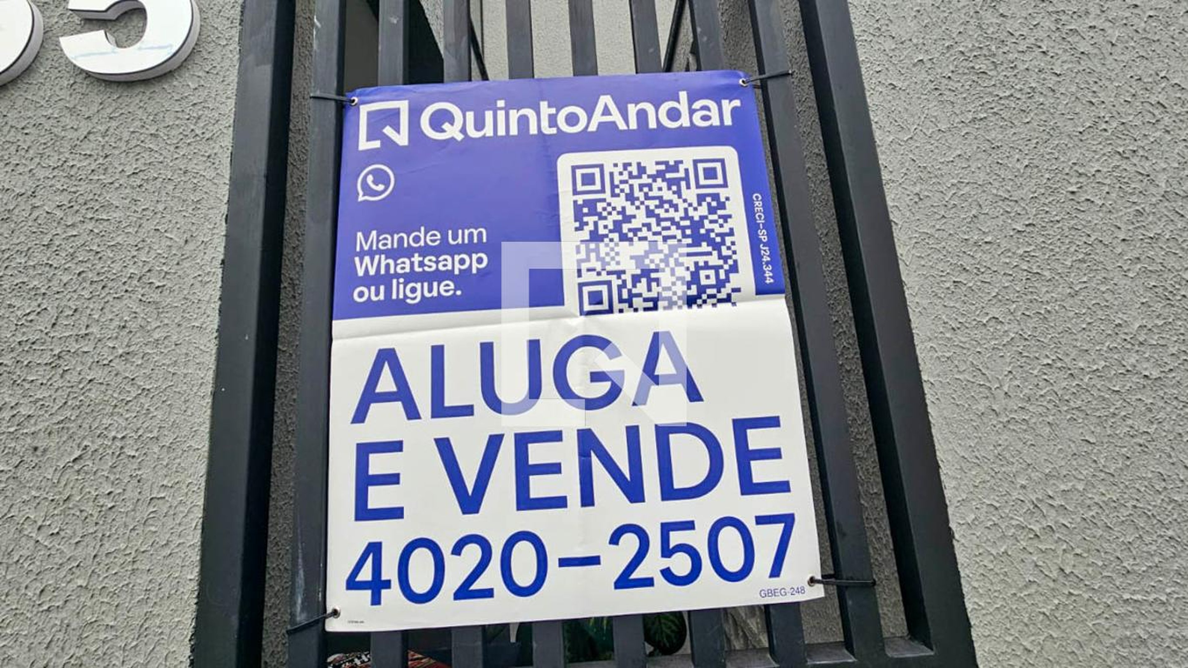 Fachada Condomínio em Rua Luzia da Conceição Moraes, 55