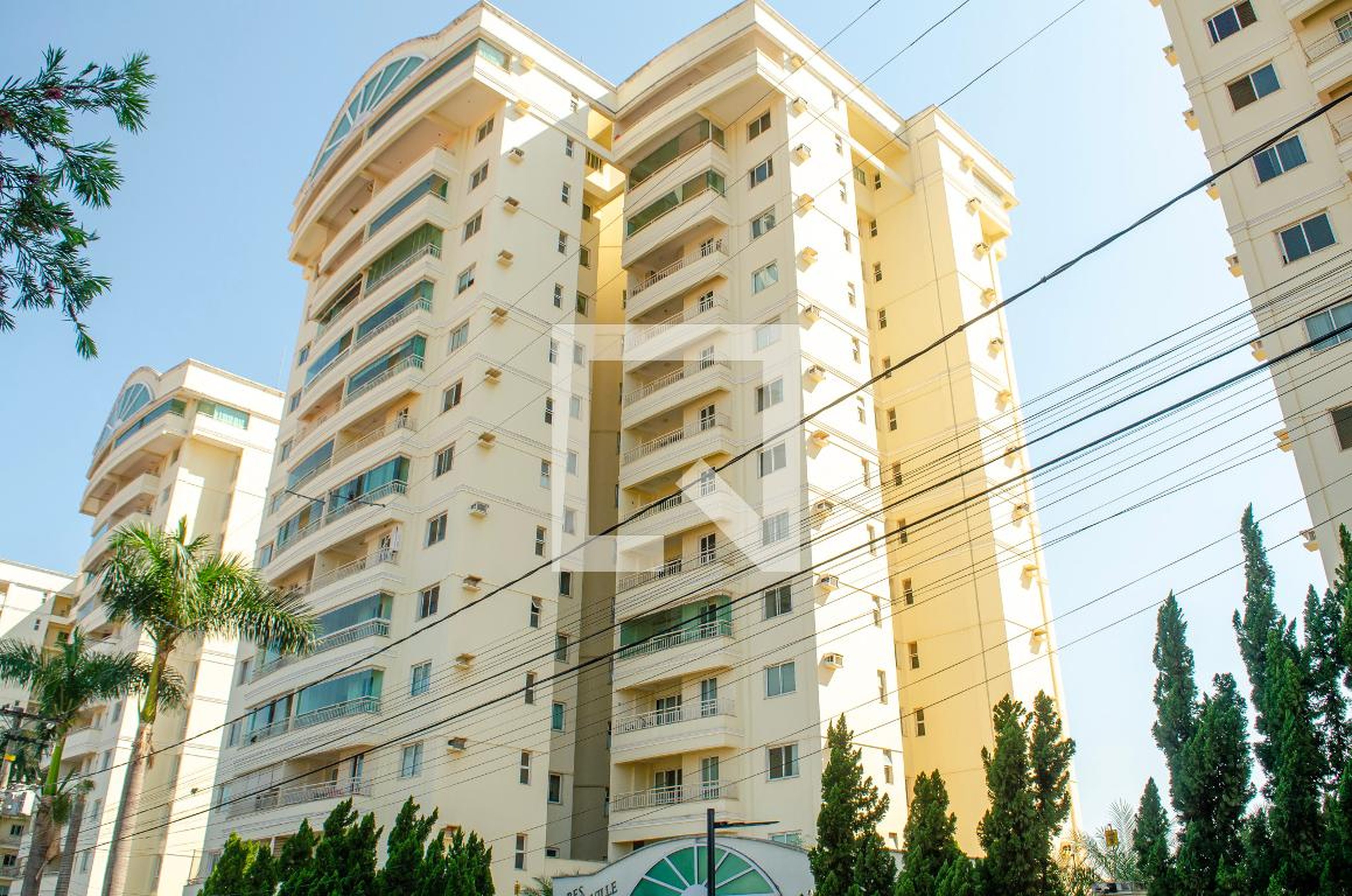 Fachada Condomínio Flat Residencial Euroville