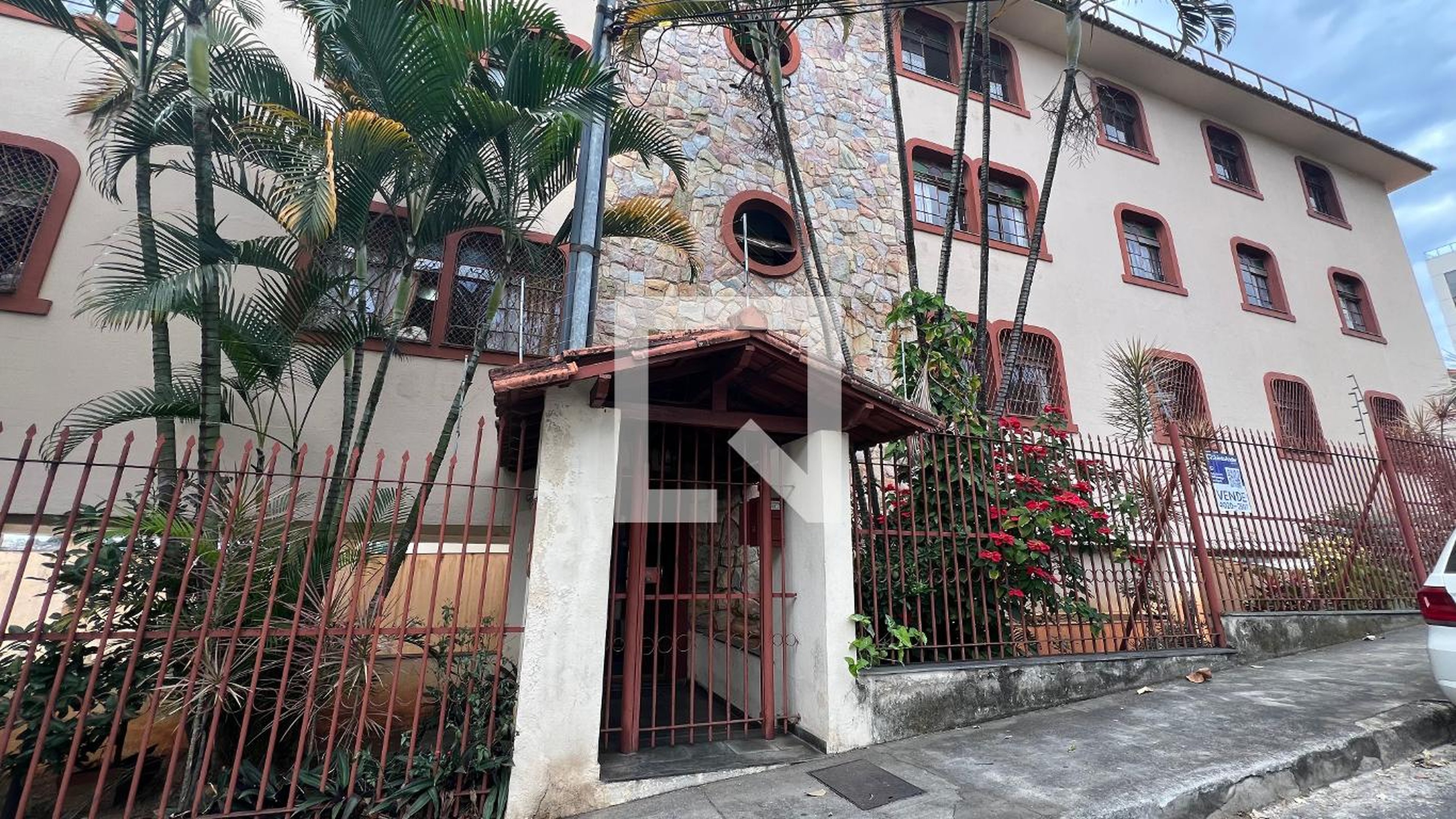 Fachada do Prédio Condomínio em Rua Apa, 220