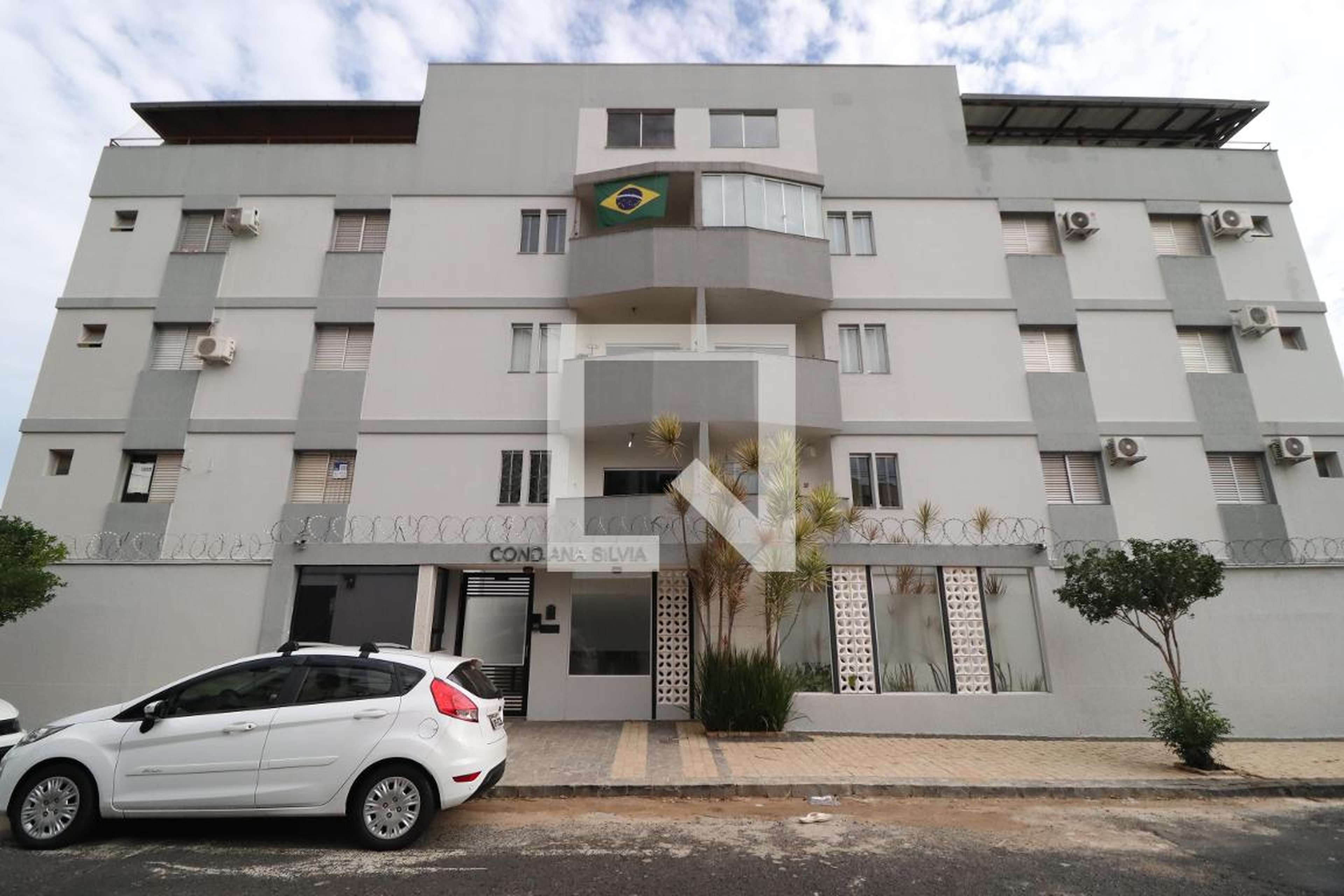 Fachada Condomínio Ana Silvia