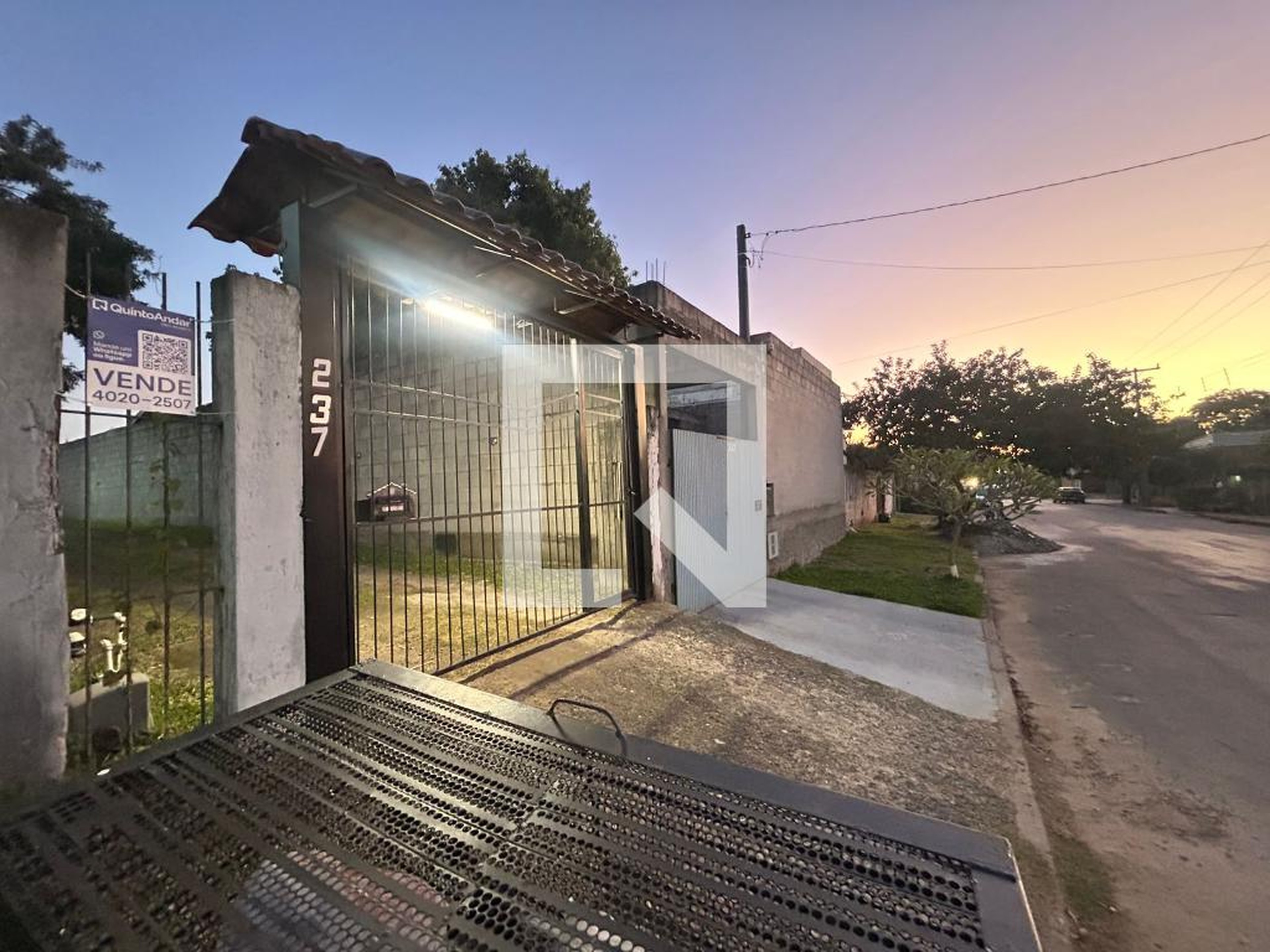 Fachada Condomínio em Rua São Mateus, 237