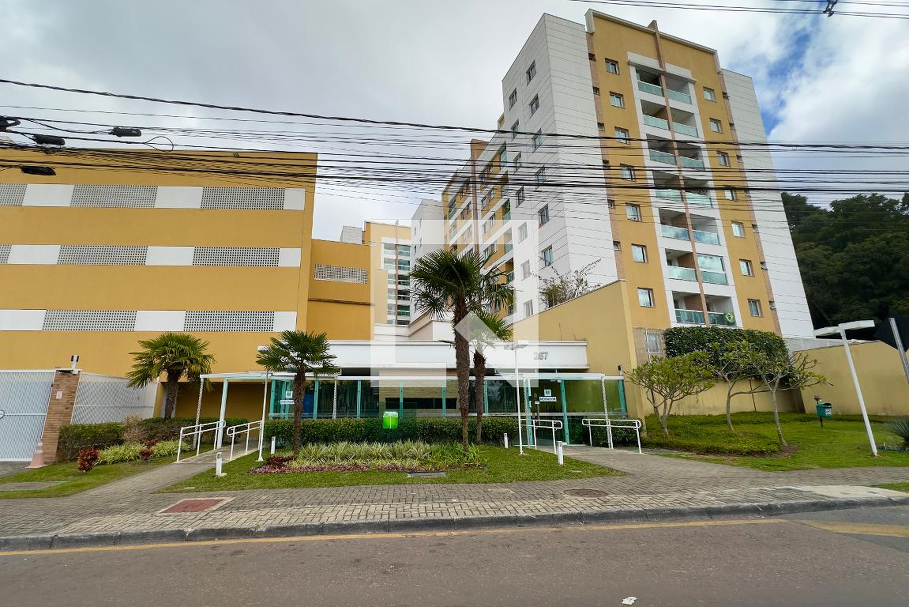 Fachada Condomínio Le Parc