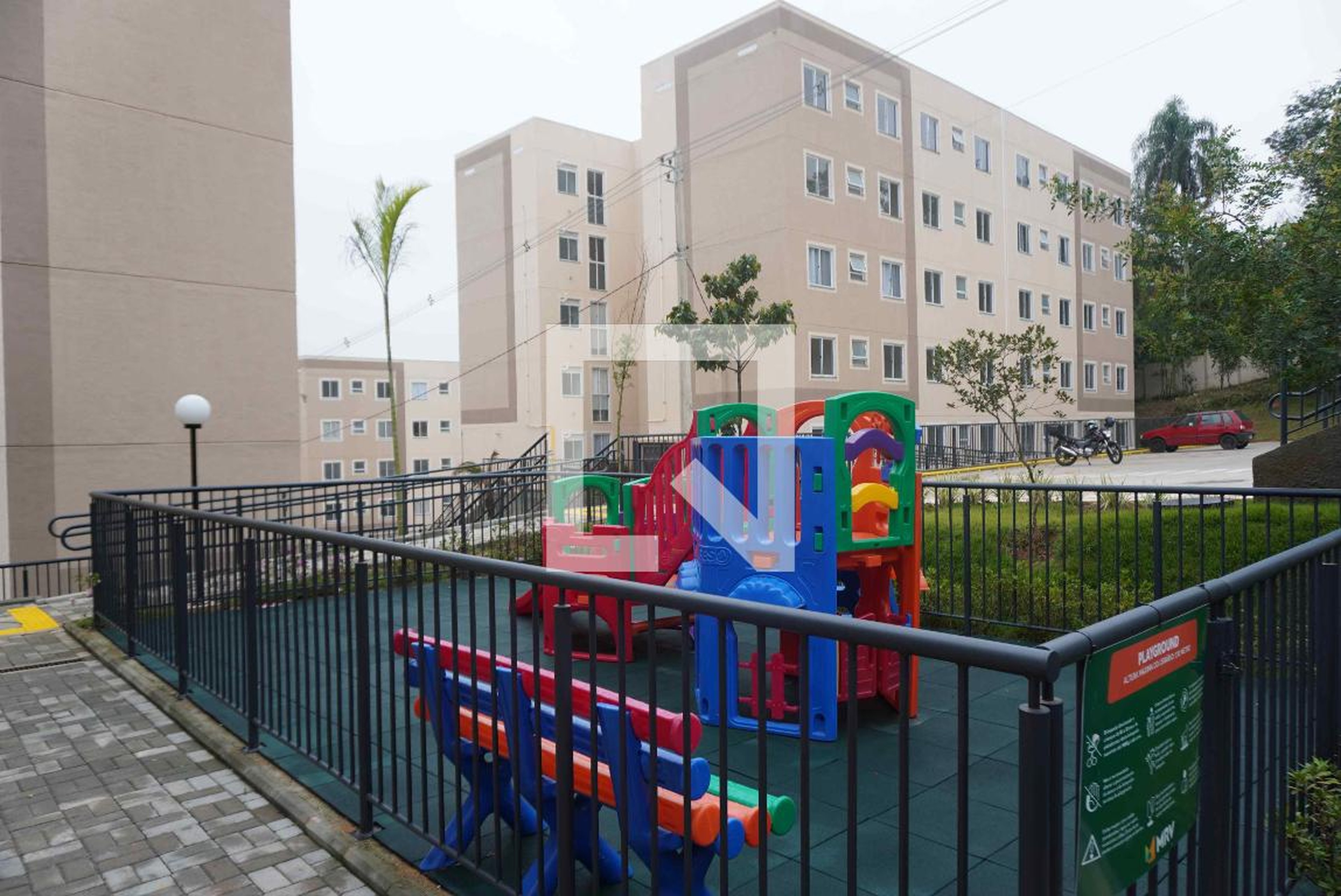 Playground Condomínio em Rua Vereda Tropical, 100