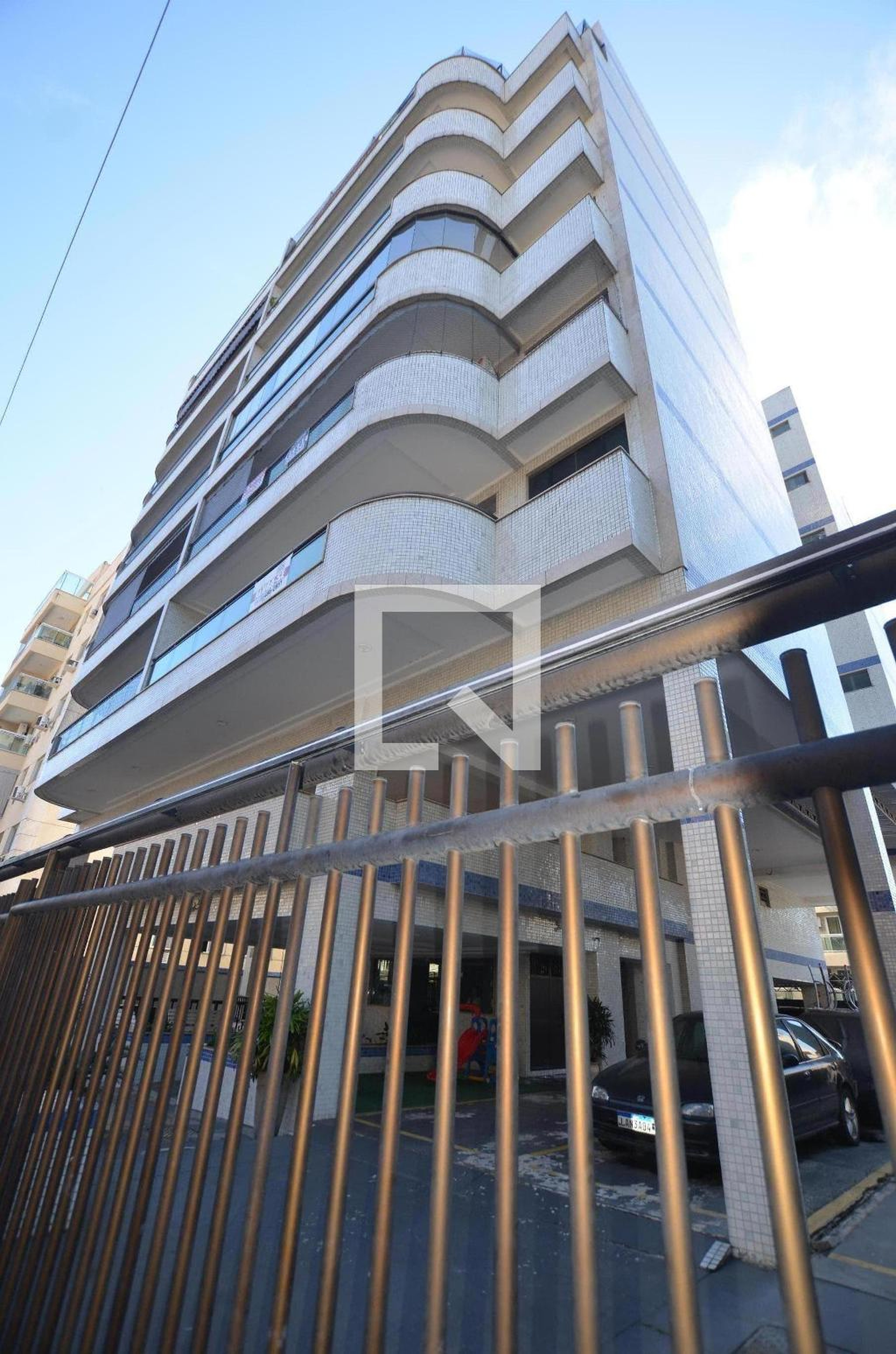 Fachada Condomínio em Rua Mata Grande, 163