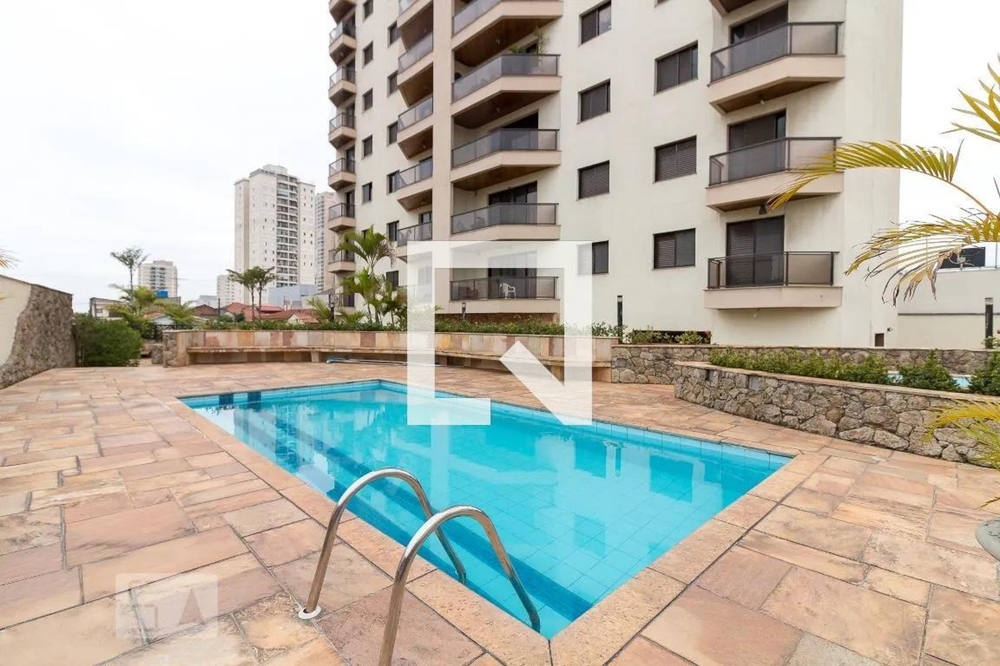 Piscina - Vivian L'Edifice