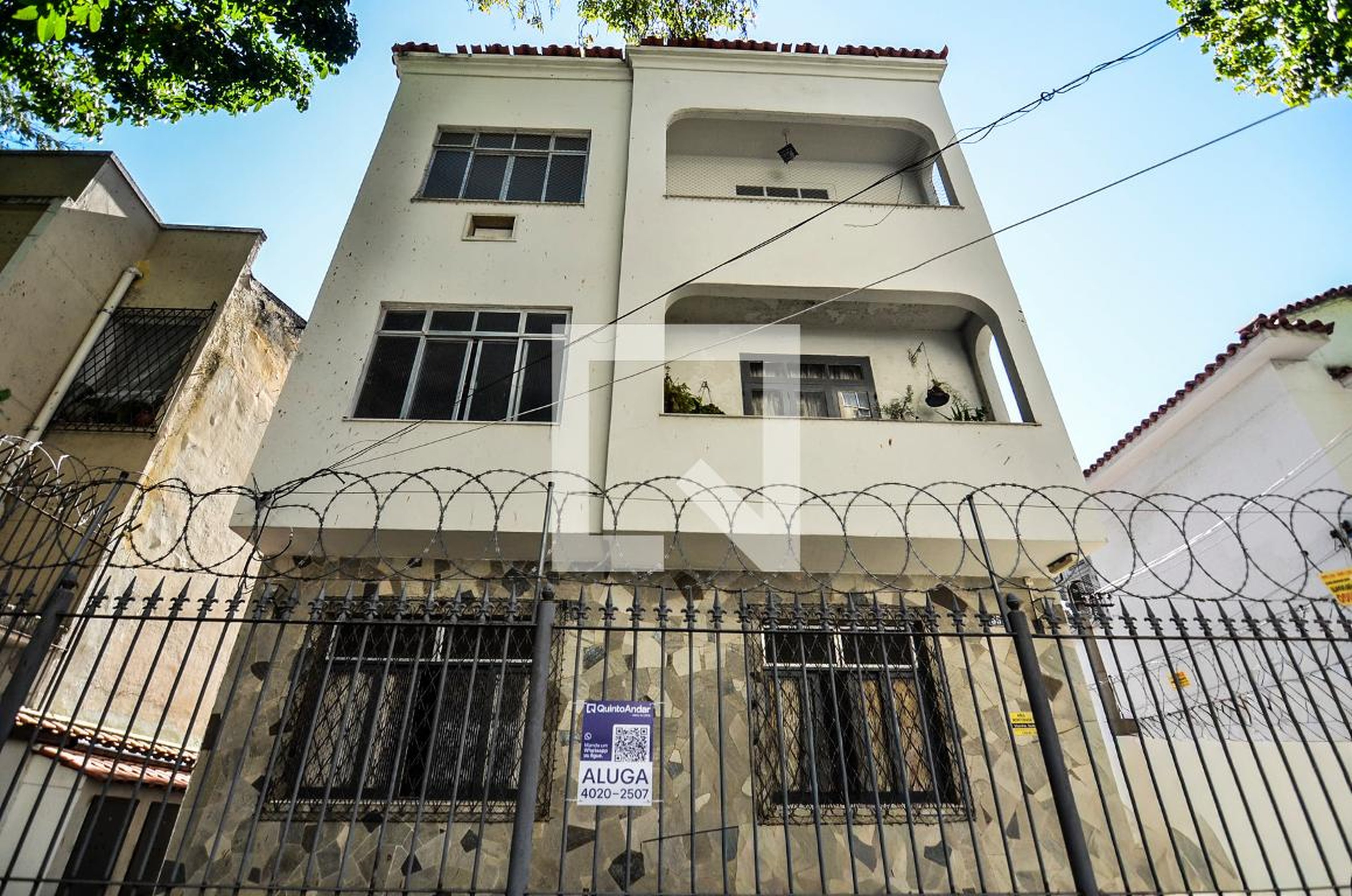 Fachada Condomínio em Rua Jerônimo de Lemos, 351