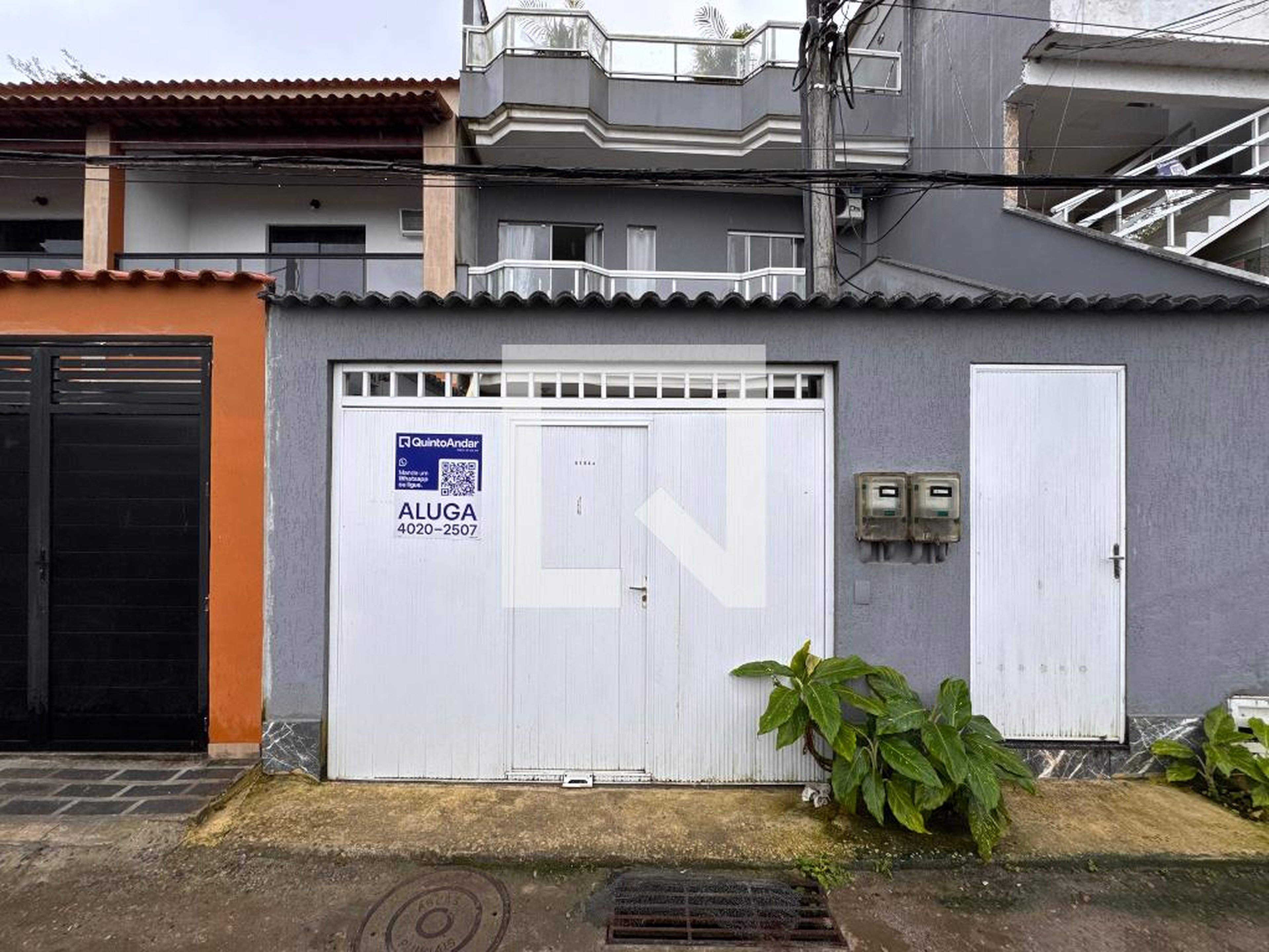 Fachada Condomínio em Estrada do Rio Morto, 720