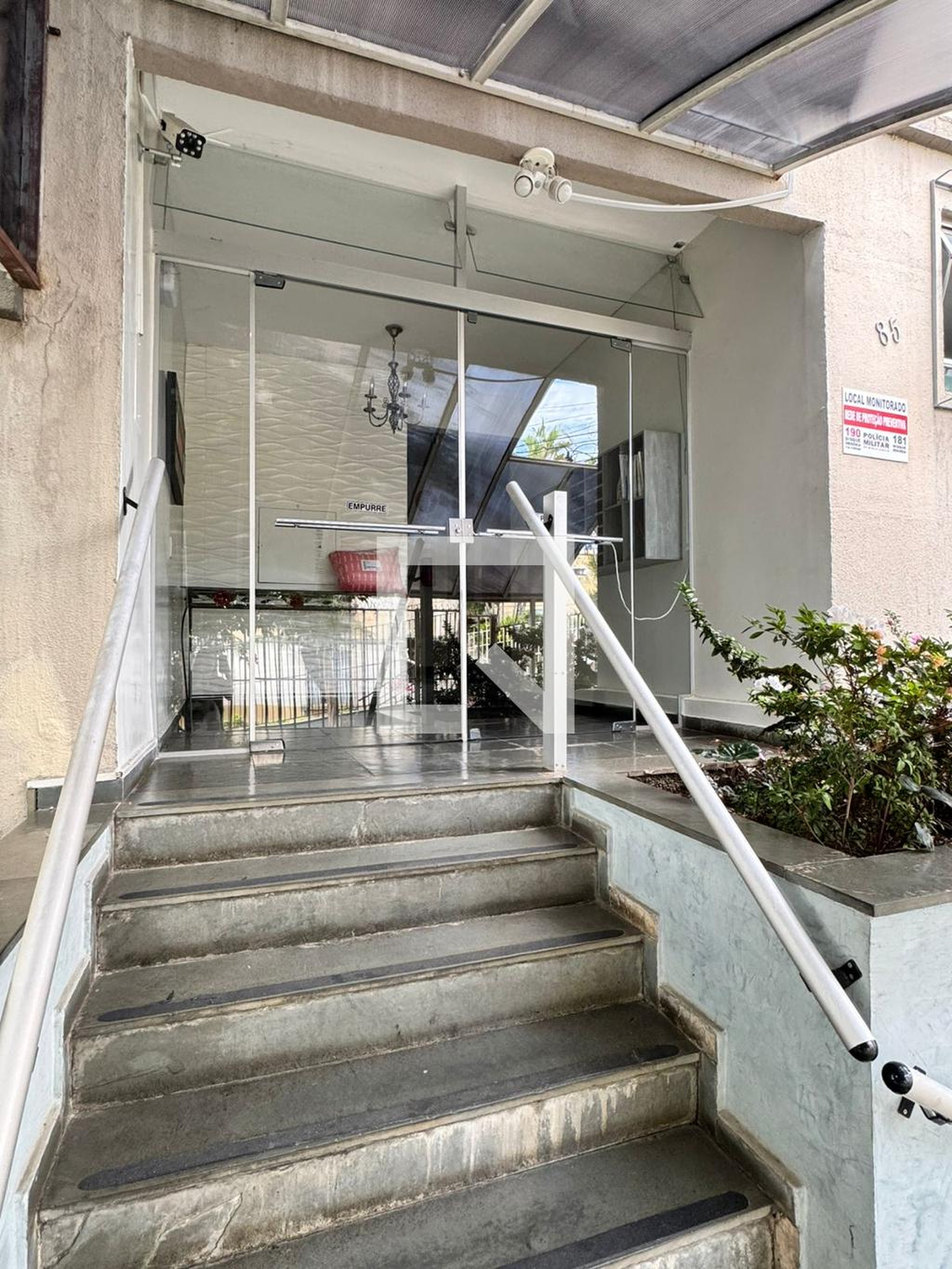 Fachada Condomínio em Rua São Jorge, 85
