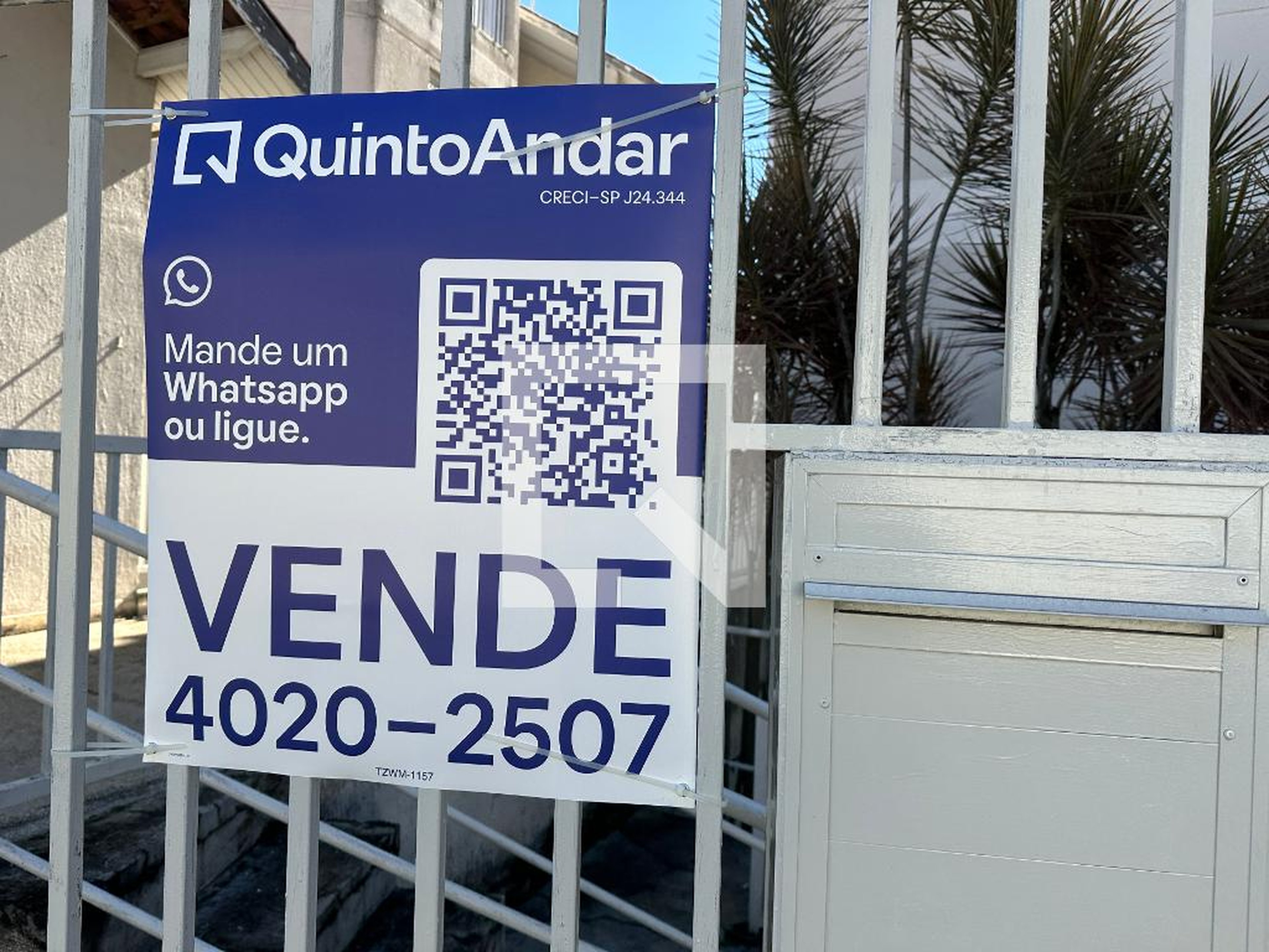 Fachada Condomínio em Rua Alberto José da Mota, 640