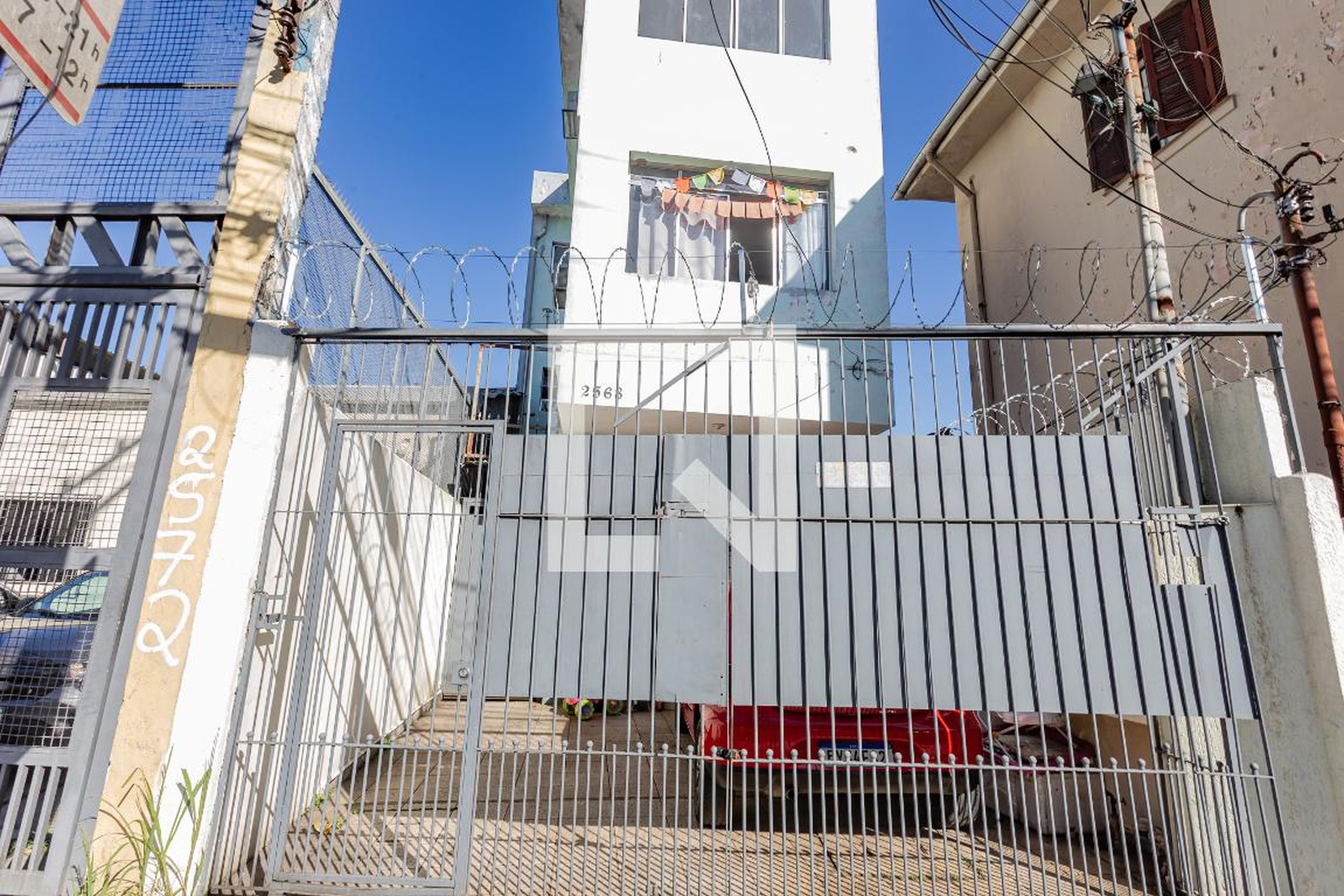 Fachada Condomínio em Avenida Miguel Estefno, 2568