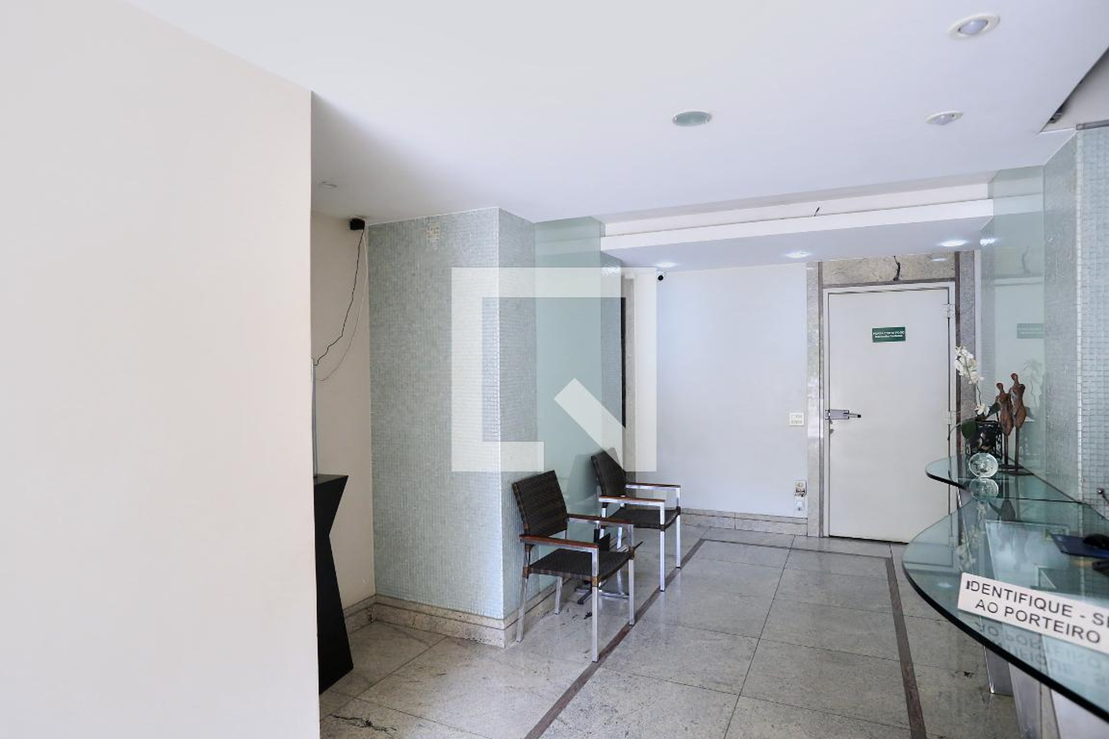 Hall - Edifício Oswaldo Coelho