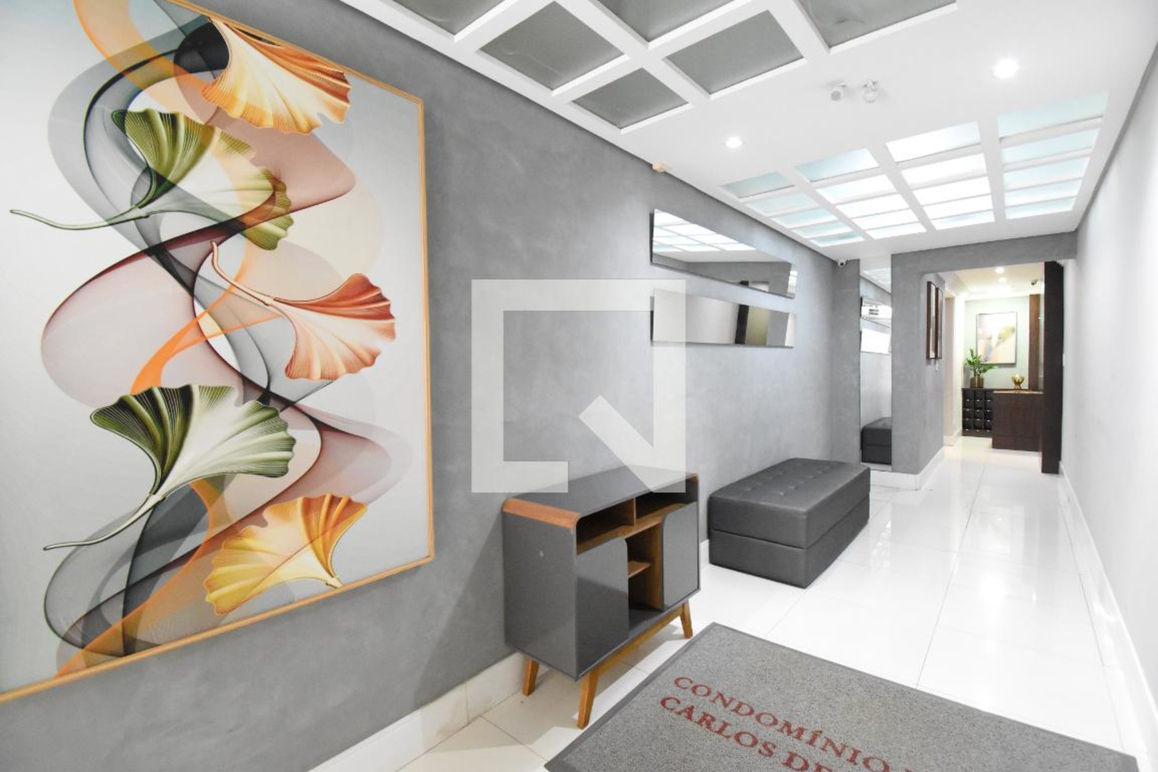 Hall de entrada - Ed. Carlos de Carvalho