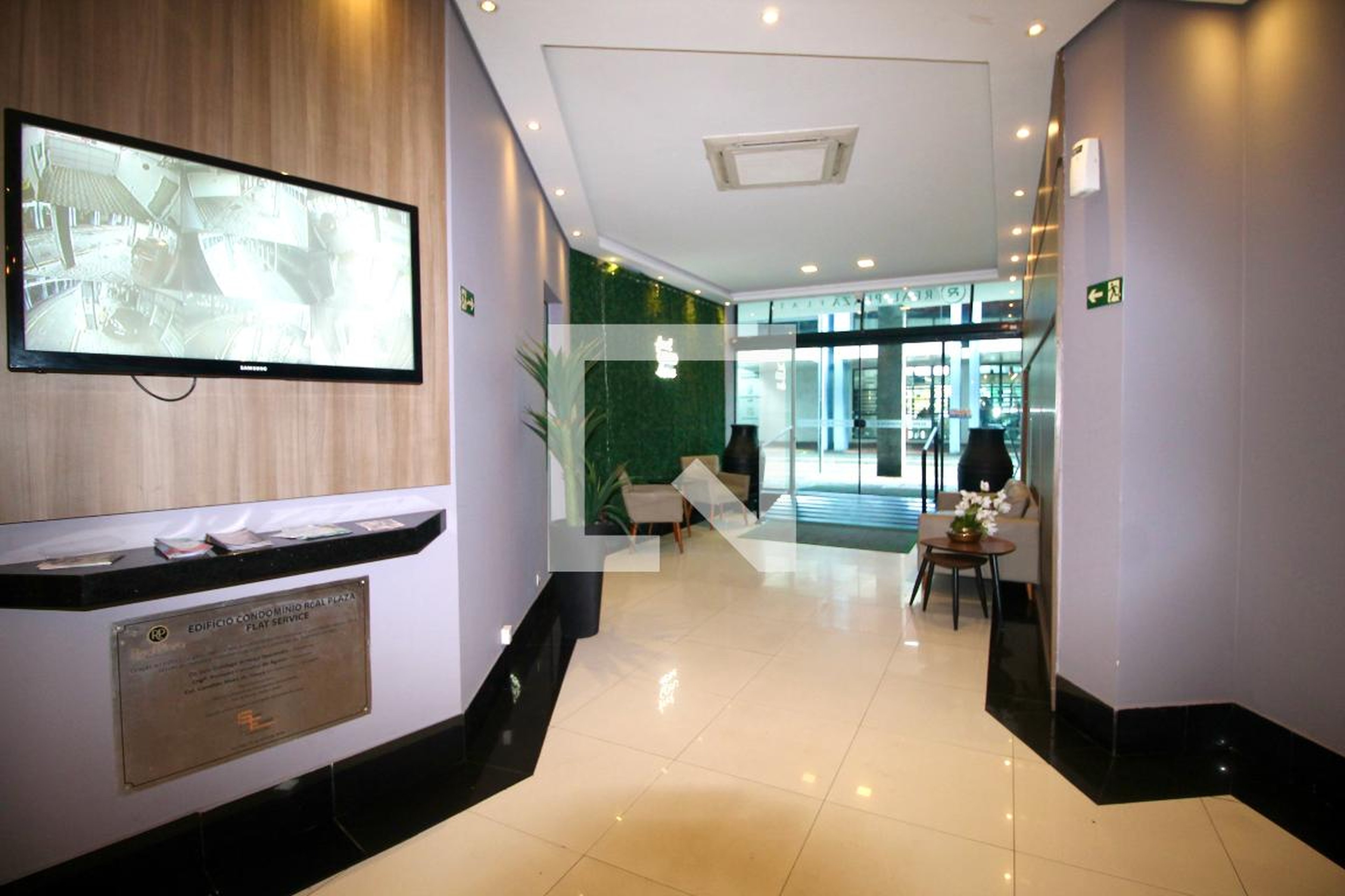 Hall de entrada - Real Plaza Flat