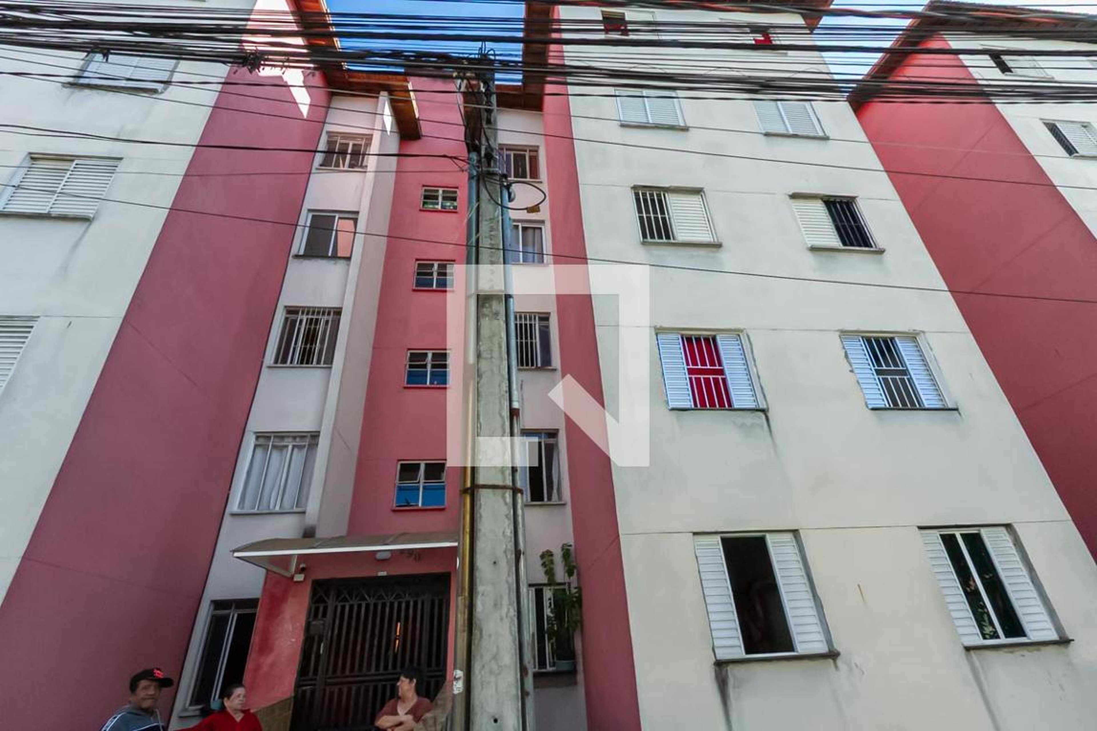 Fachada Condomínio em Rua Ieda Luiza de Sena Souza, 290