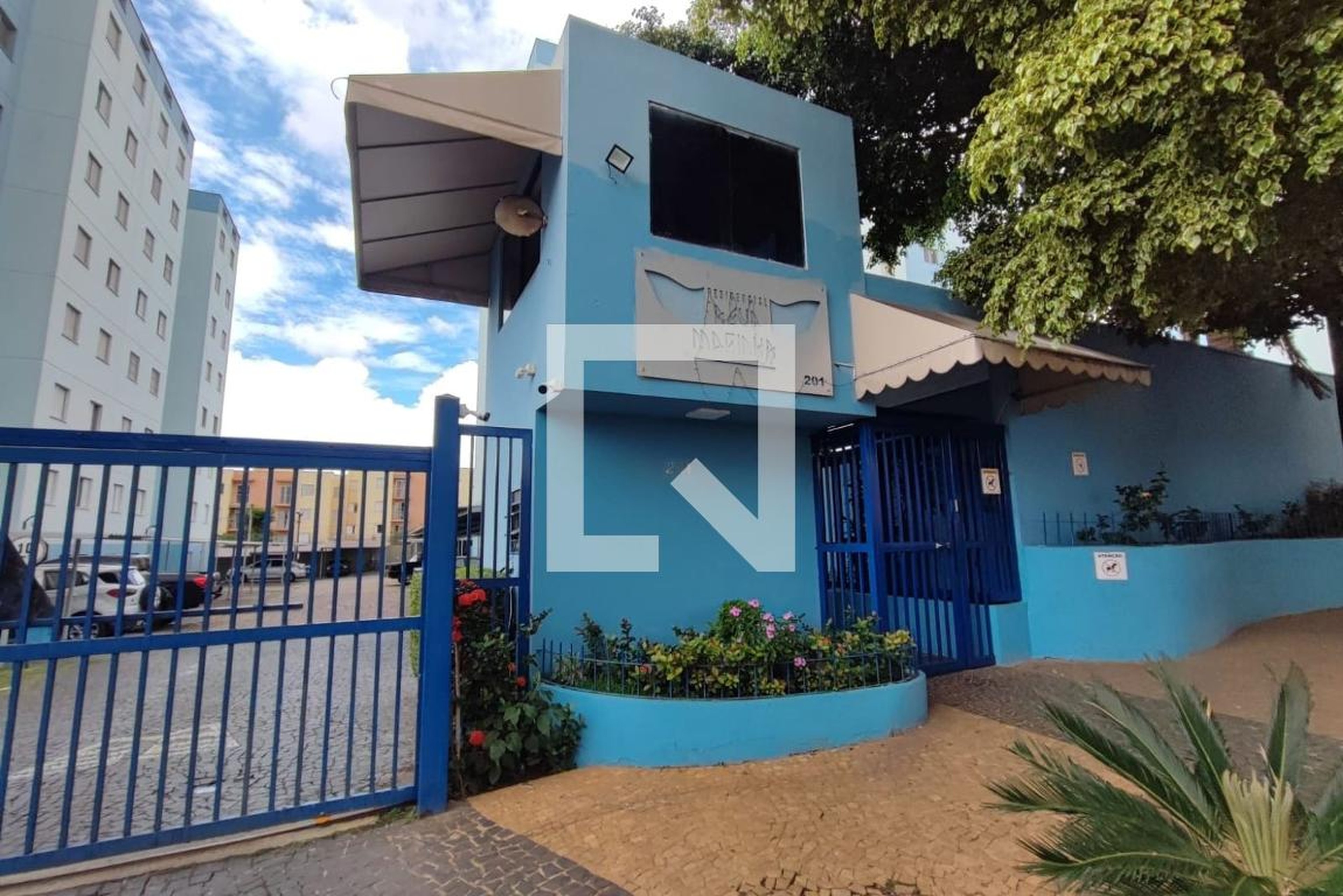 Fachada do Condomínio Condomínio em Rua Antônio Rodrigues Moreira Neto, 201