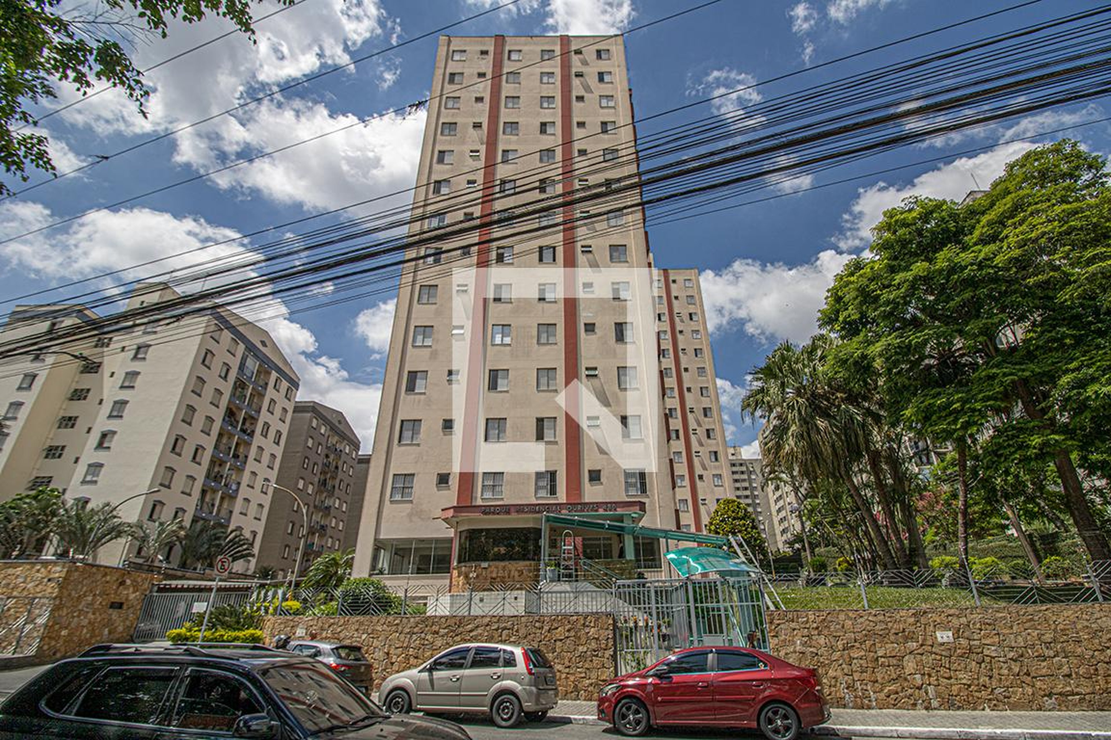fachada Condomínio Parque Residencial Ourives