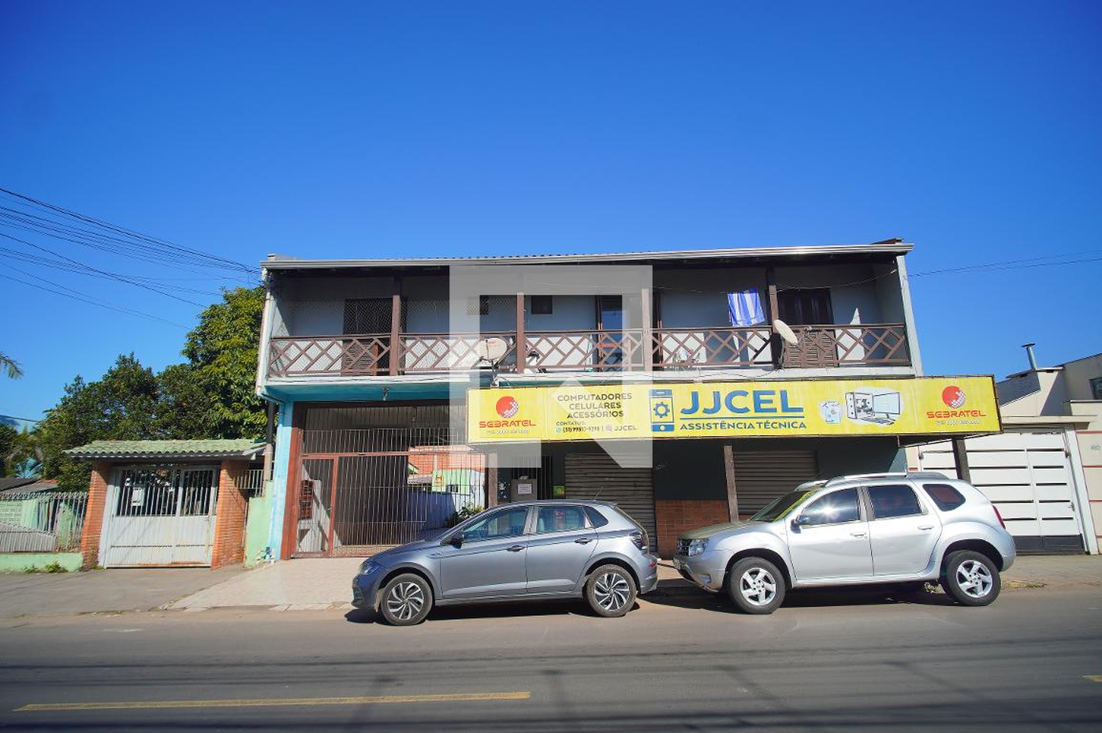 fachada Condomínio em Avenida Henrique Bier, 4850