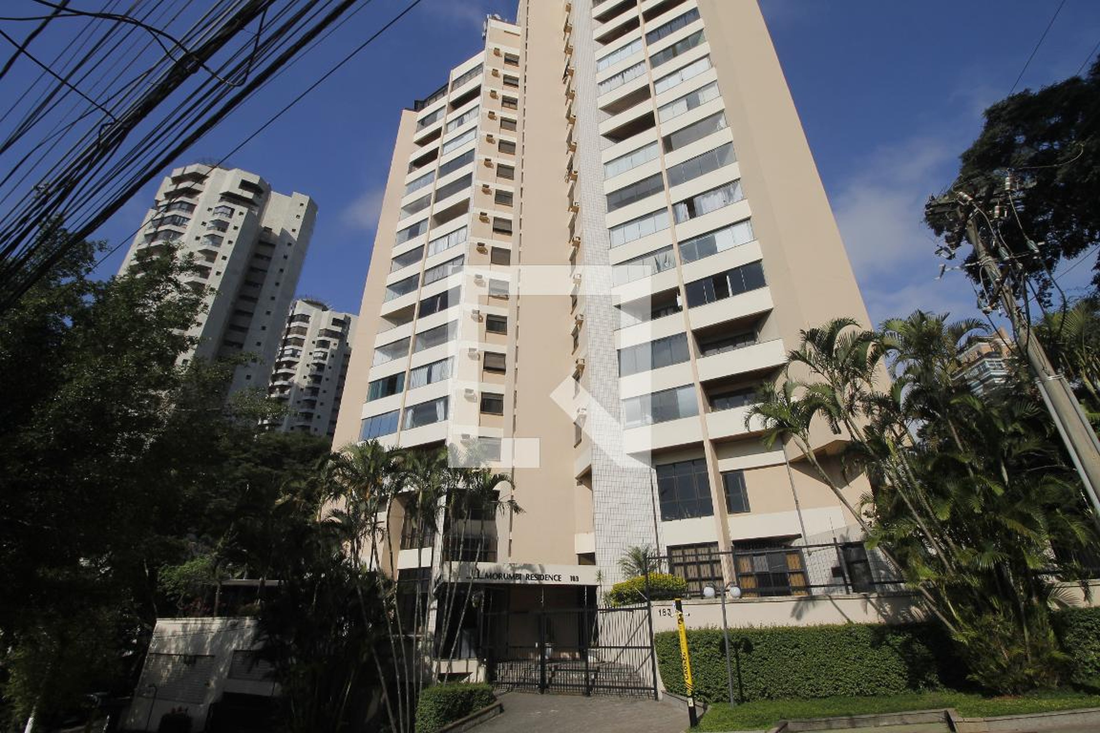 Fachada do Prédio Condomínio Morumbi residência