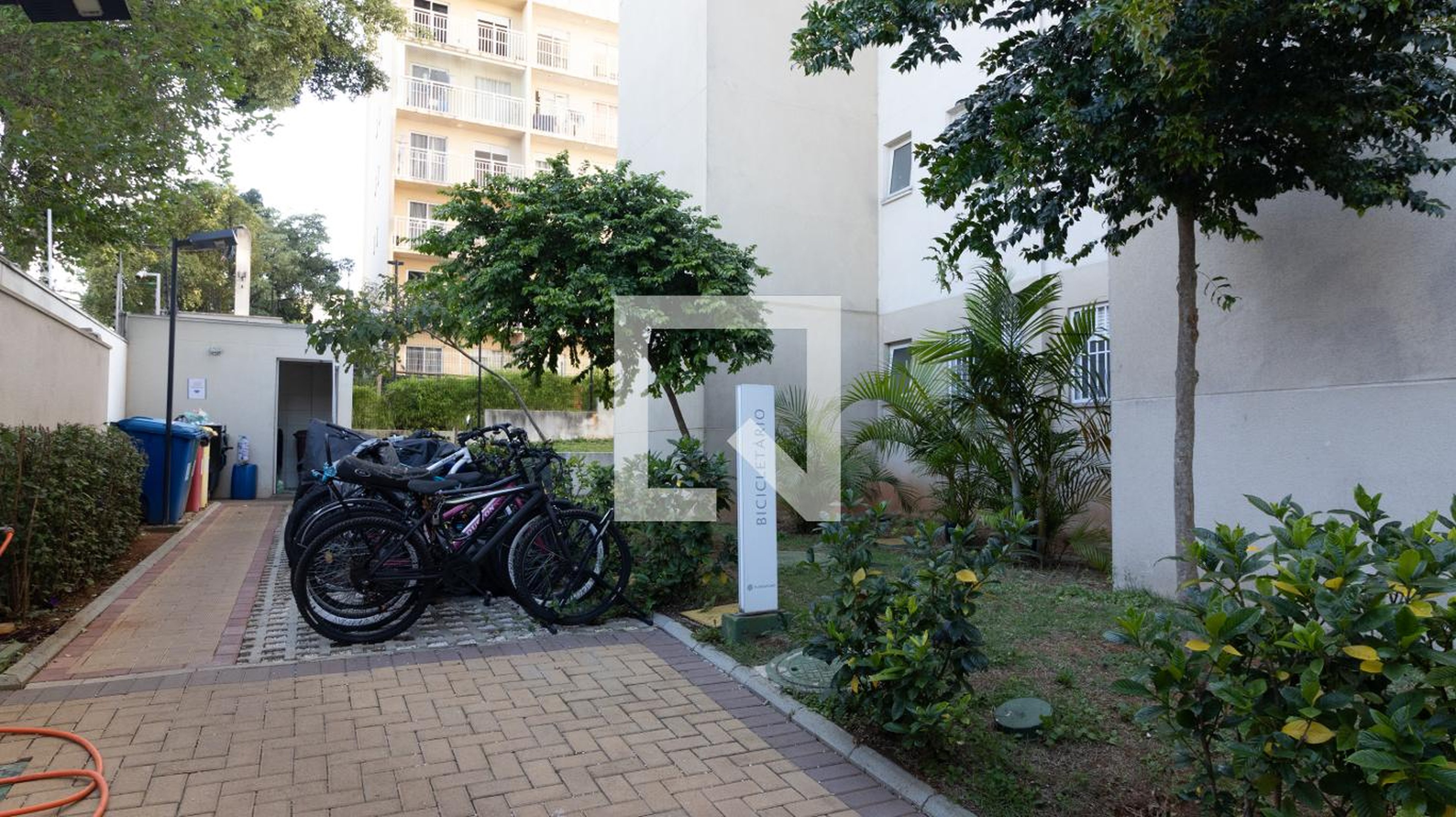 Bicicletário - Plano & Plano Penha  Manuel Leiroz III
